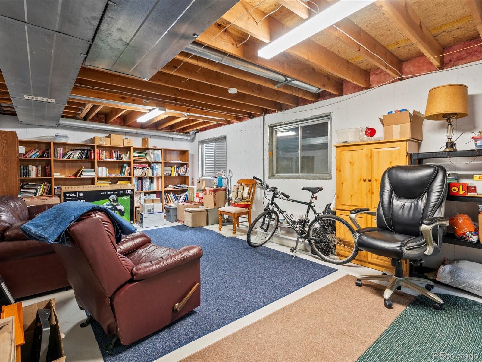 6266 S Urban Street