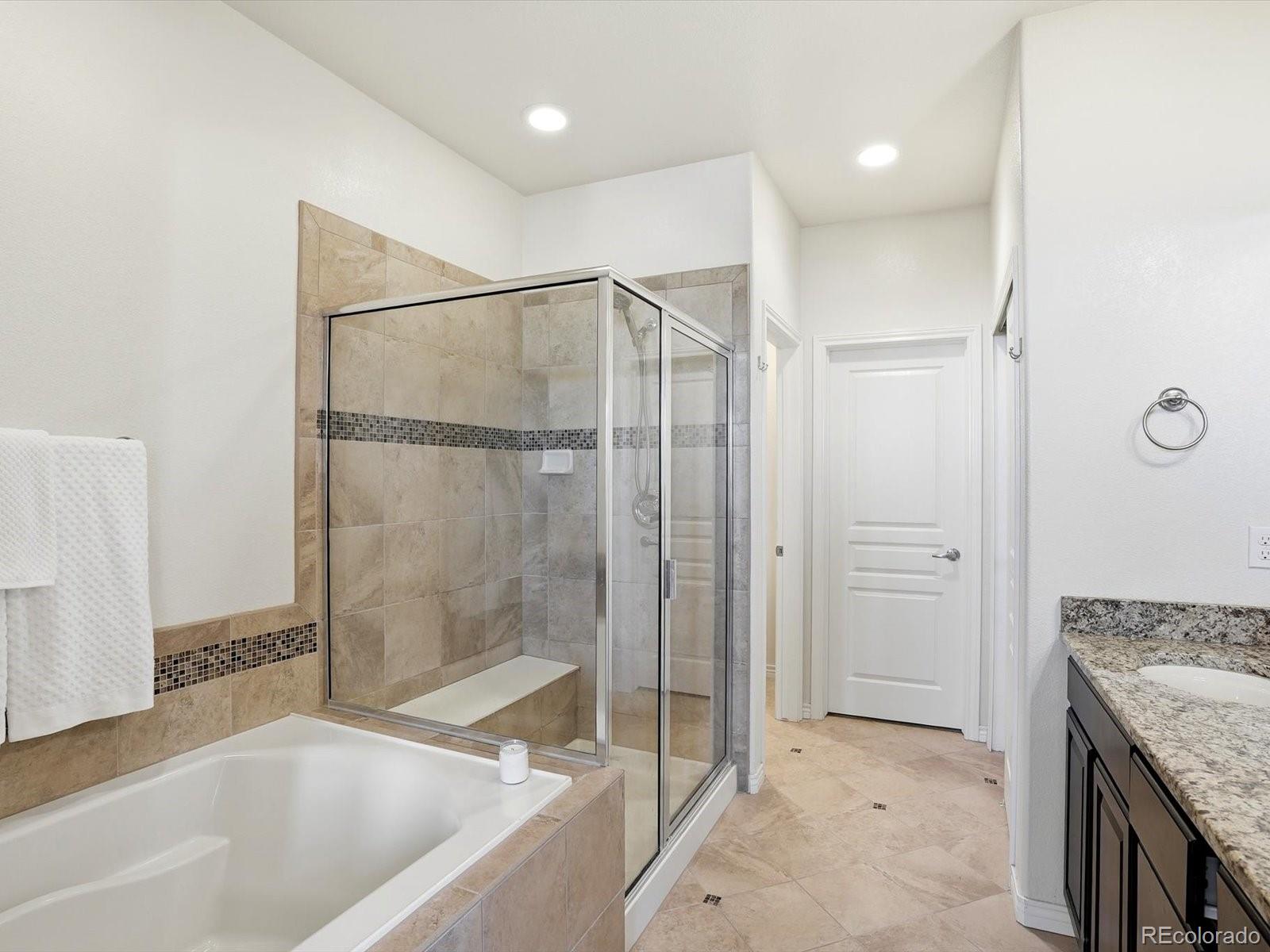 5884 S Taft Court Unit: G