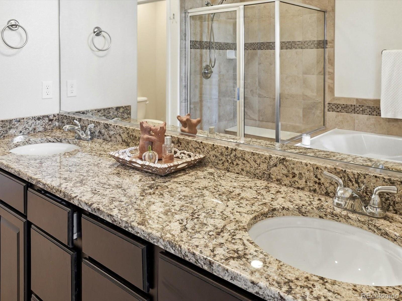 5884 S Taft Court Unit: G