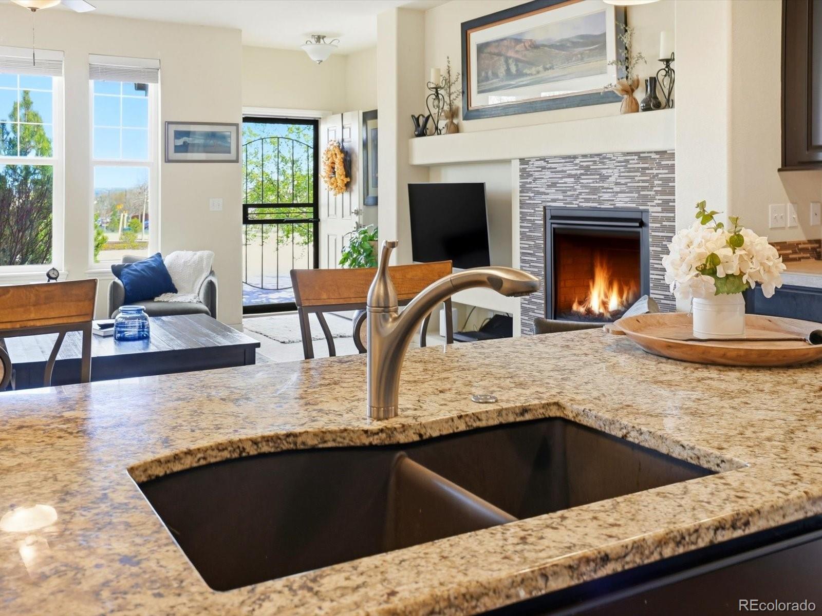5884 S Taft Court Unit: G