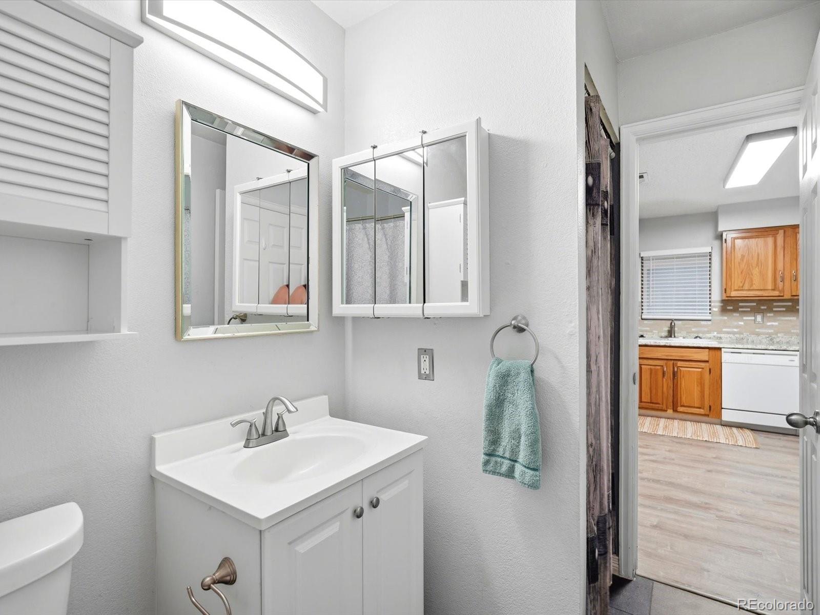 7369 S Gore range Road Unit: 105