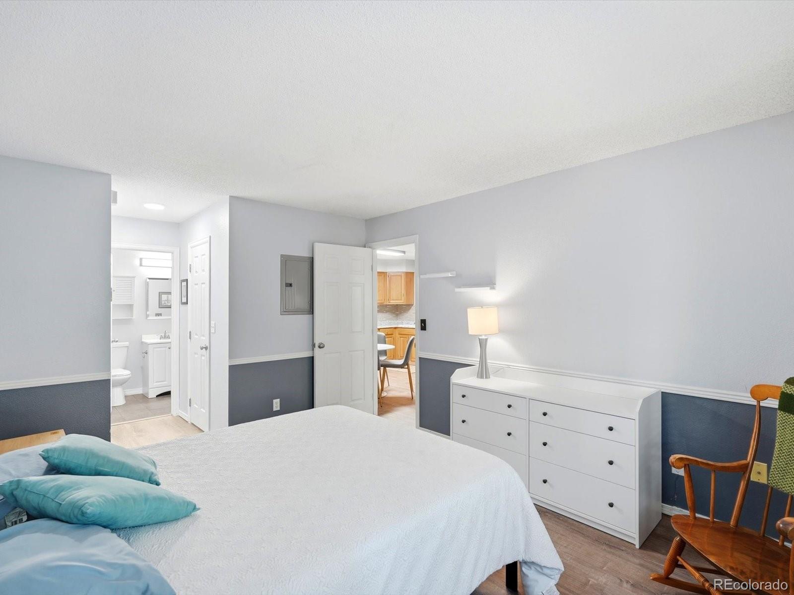 7369 S Gore range Road Unit: 105