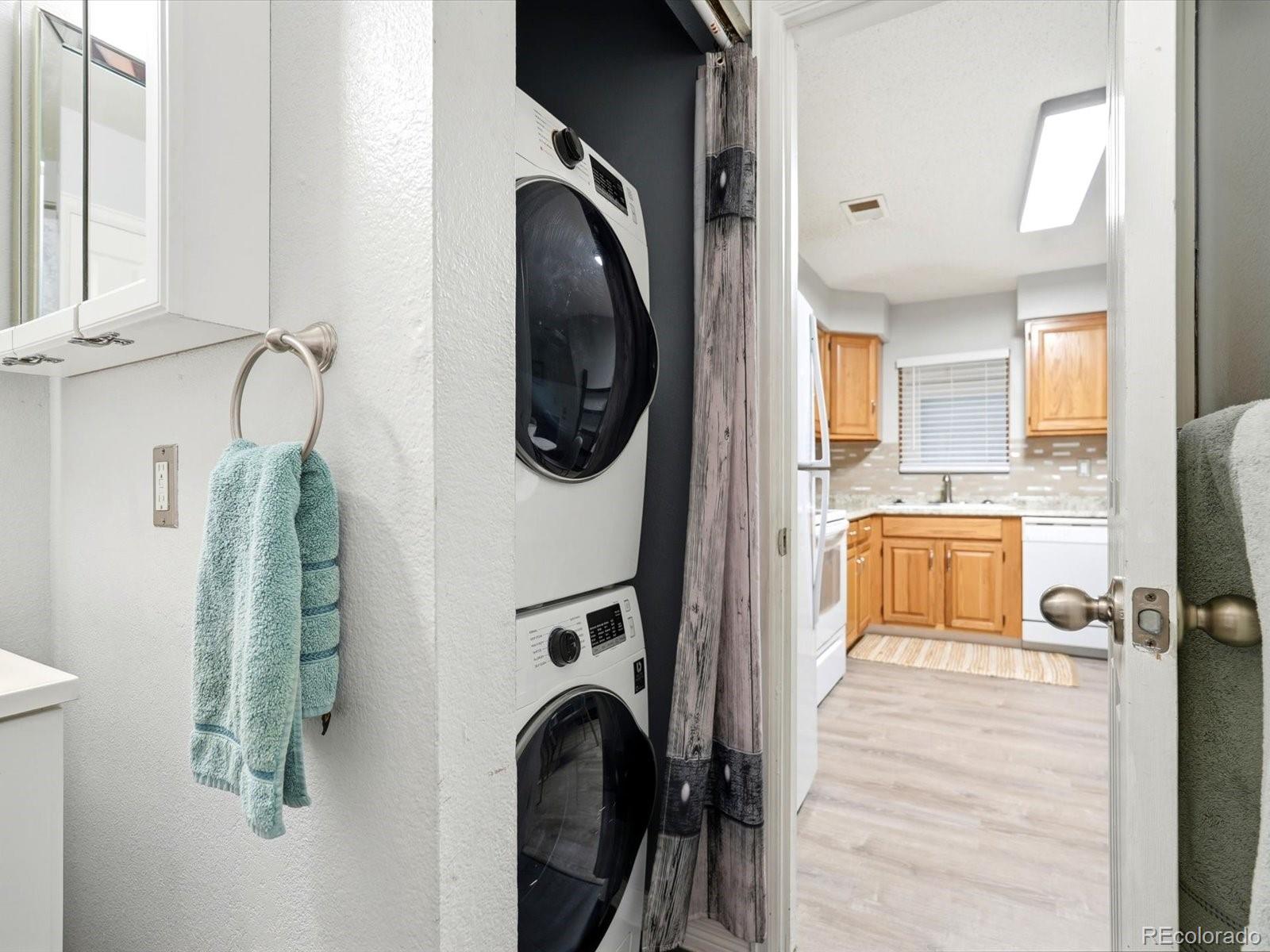 7369 S Gore range Road Unit: 105