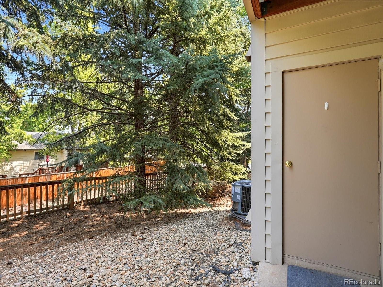 7369 S Gore range Road Unit: 105