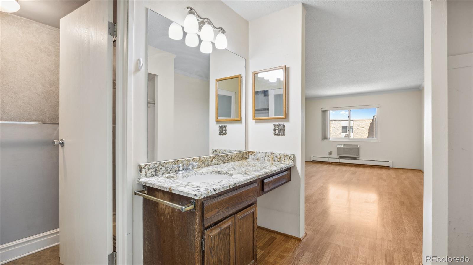 13601 E Marina Drive Unit: 604