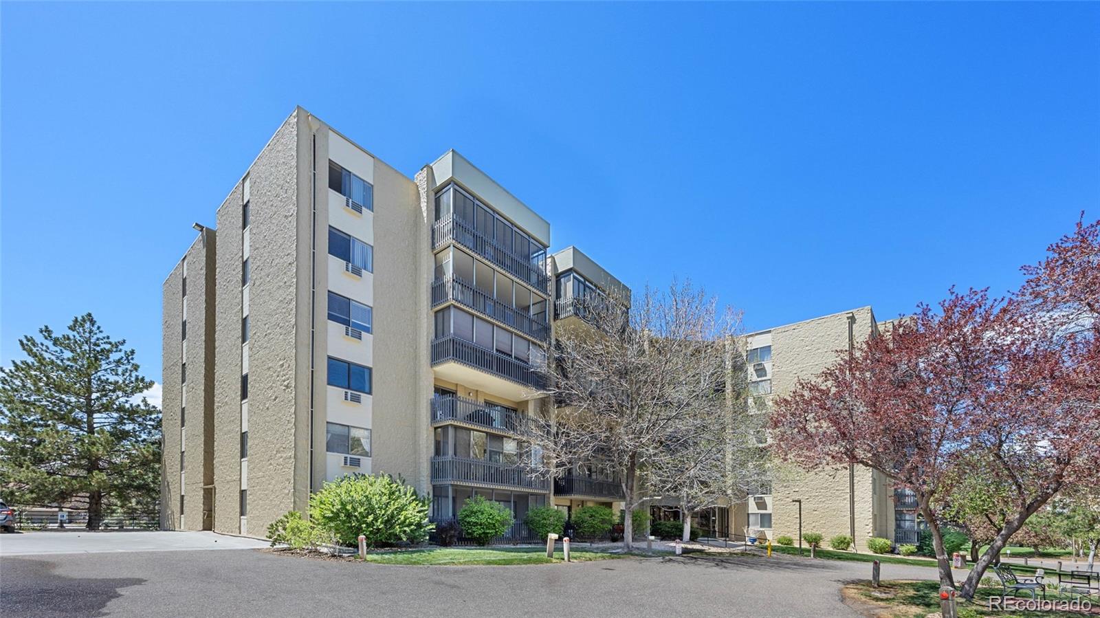 13601 E Marina Drive Unit: 604