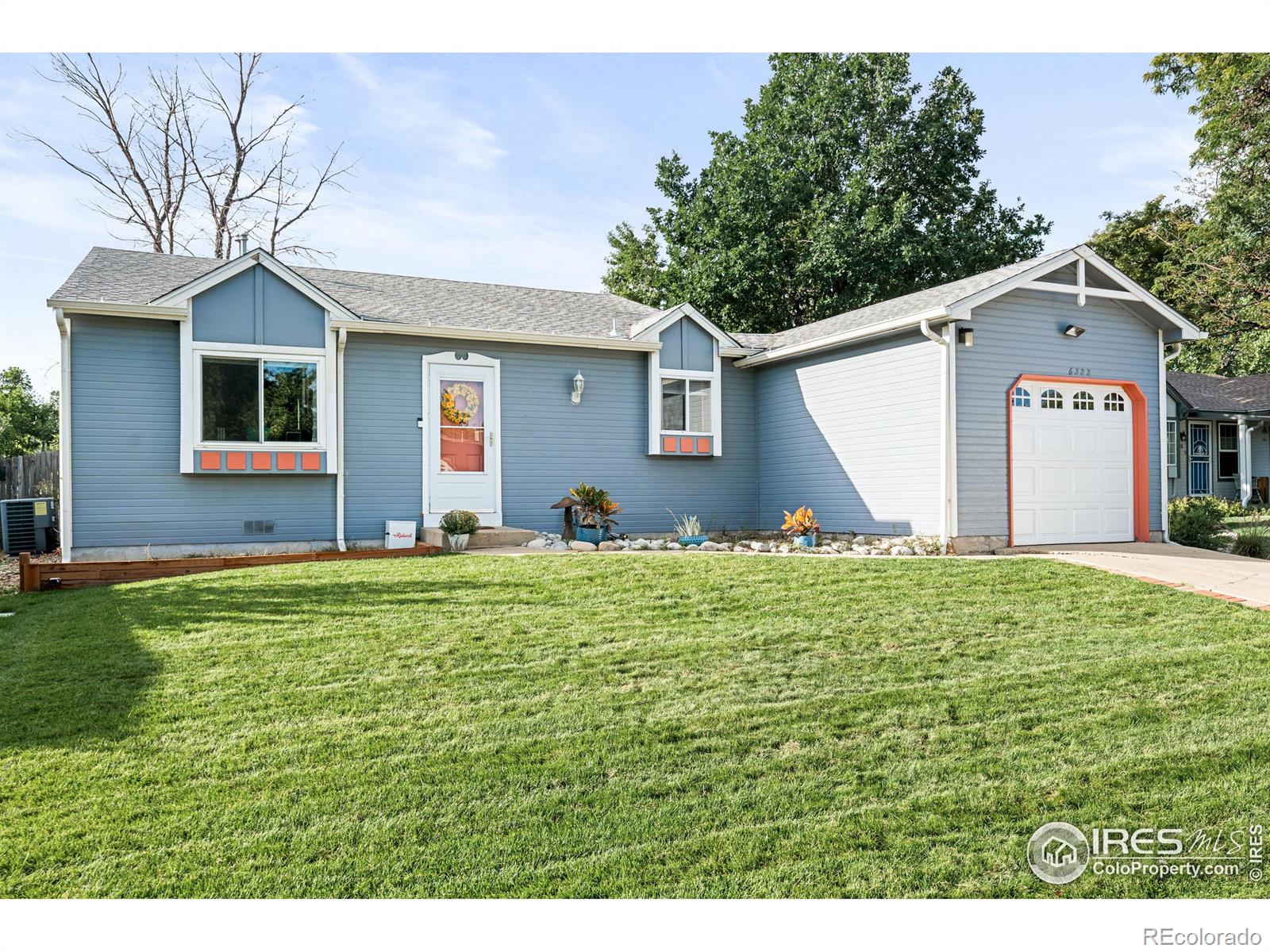 6322 W 115th Place