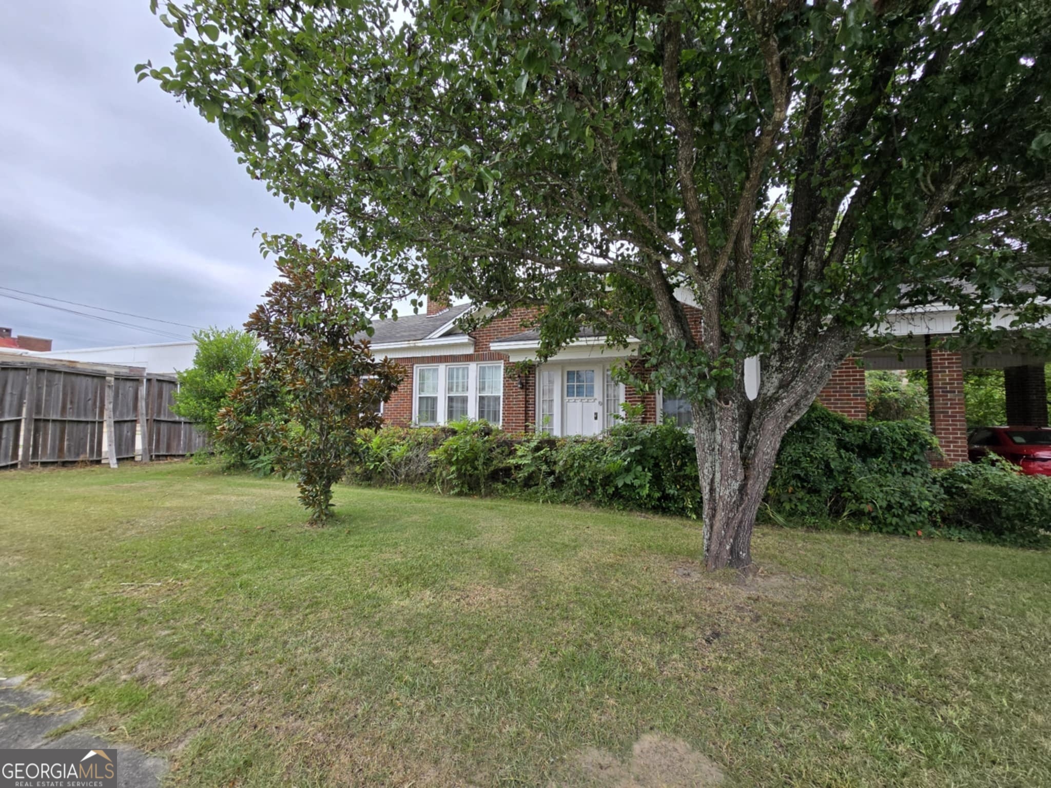 4 S Clark Street