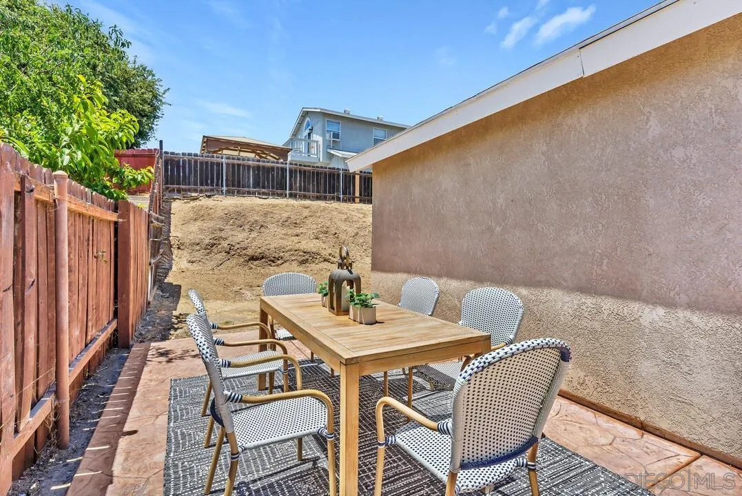 10618 Ironwood Ave.