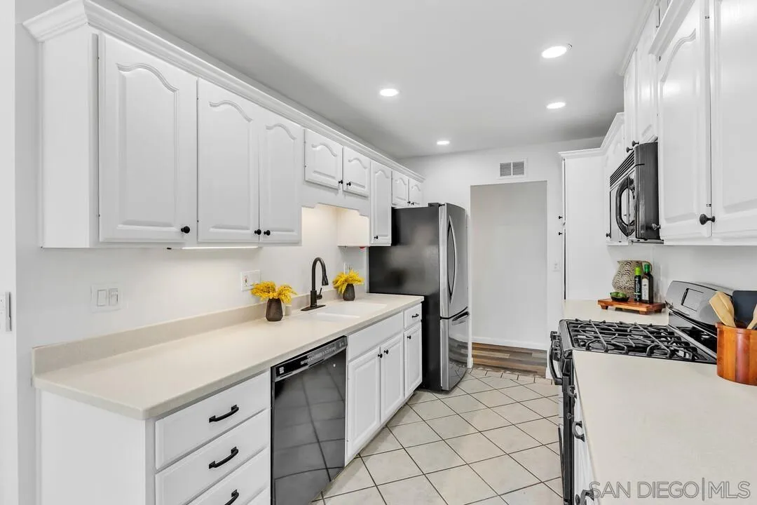 10618 Ironwood Ave.