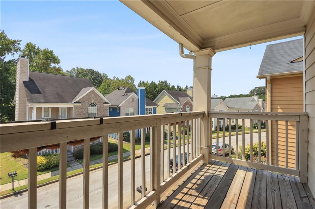 1811 Laurel Green Way