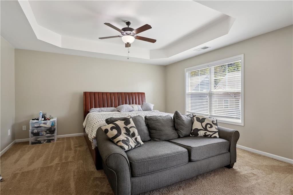1811 Laurel Green Way