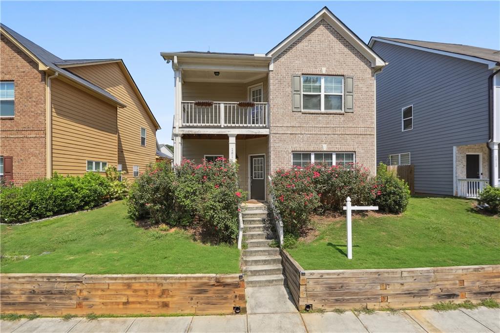 1811 Laurel Green Way