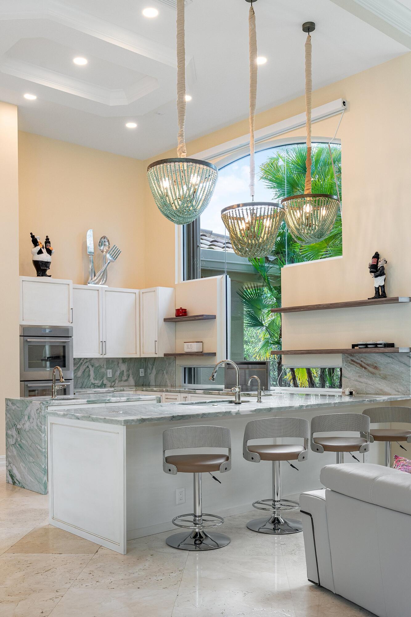 1811 Breakers West Court photo 8