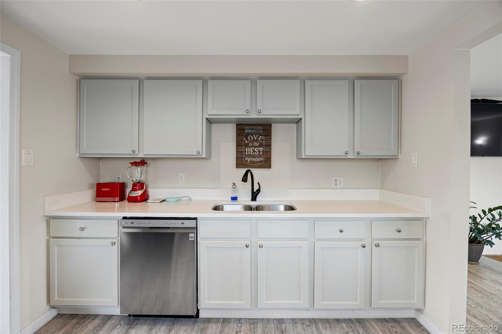 5525 Pierce Court