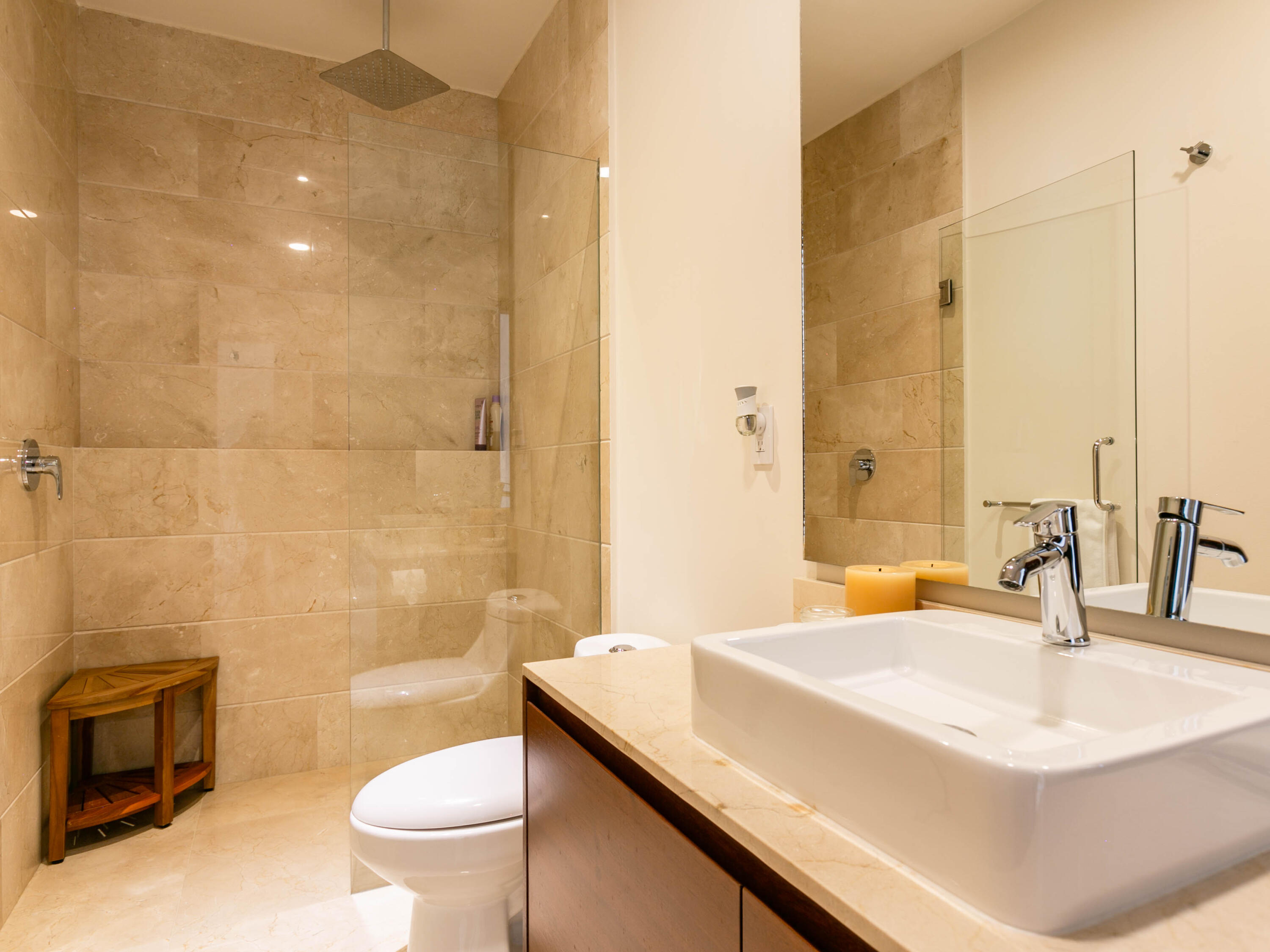 Velamar Building 2 2A, Velamar