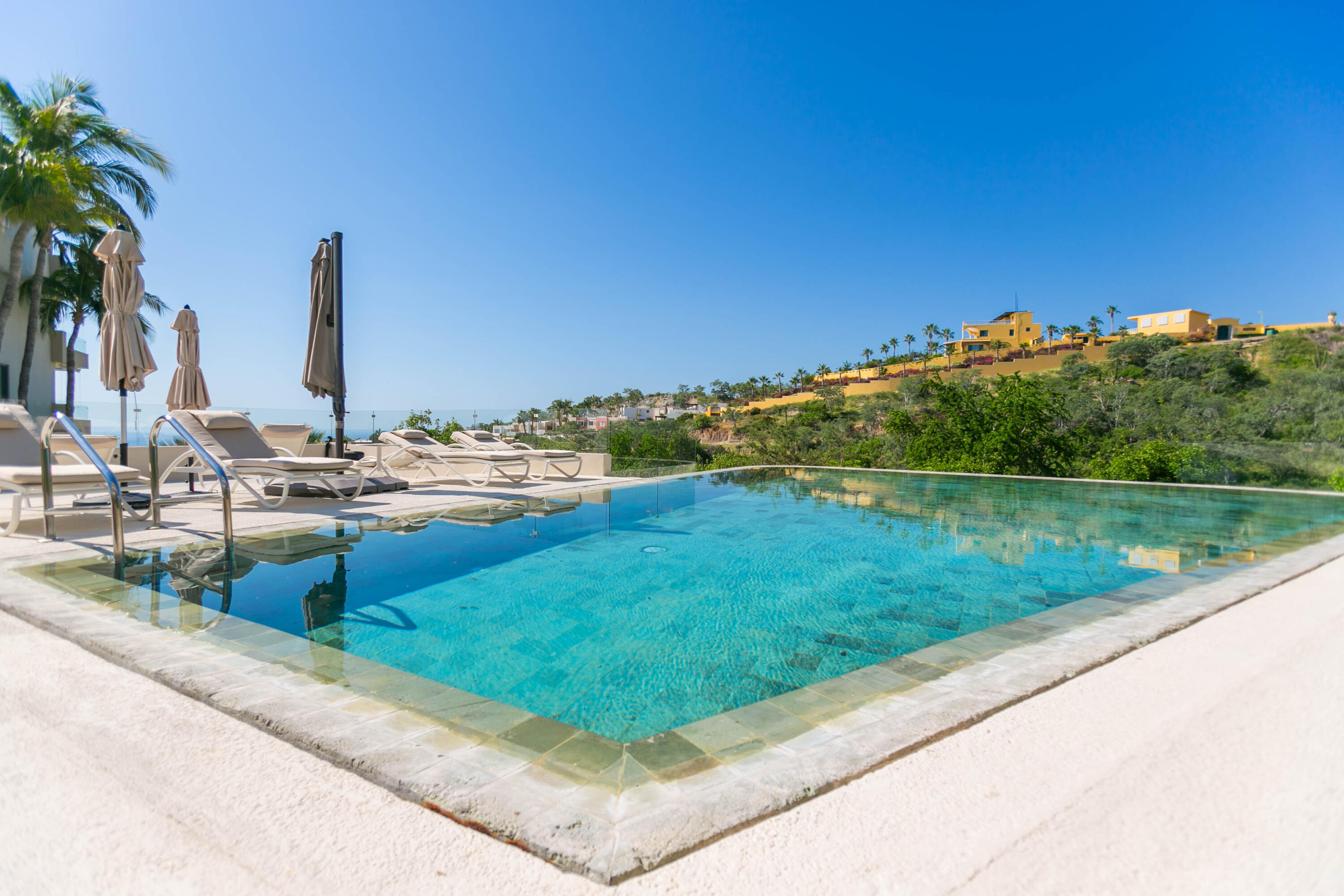 Velamar Building 2 2A, Velamar