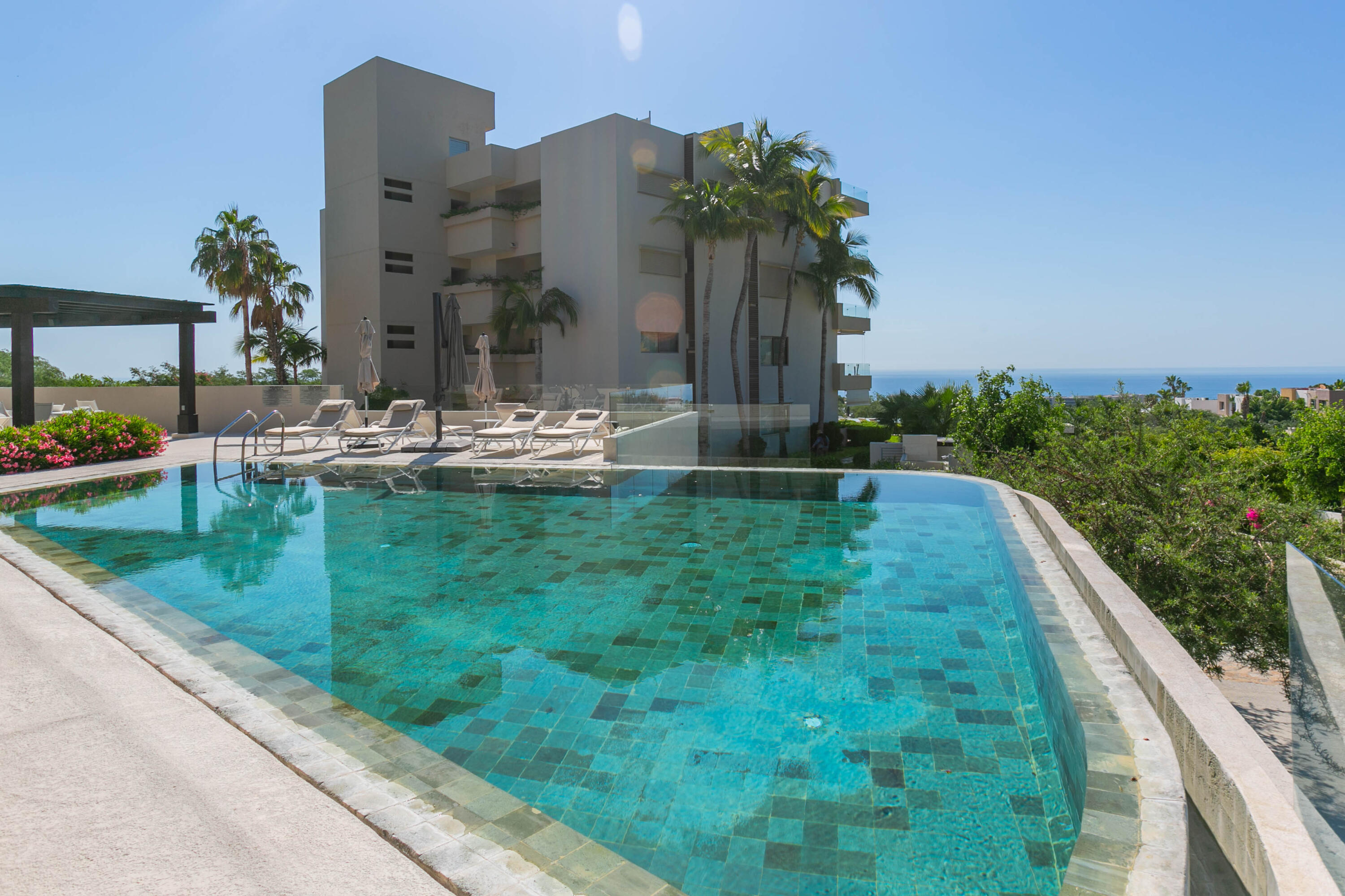 Velamar Building 2 2A, Velamar