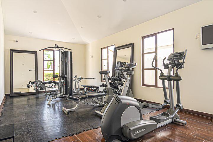 . Paseo de la Purisima, Las Misiones 27