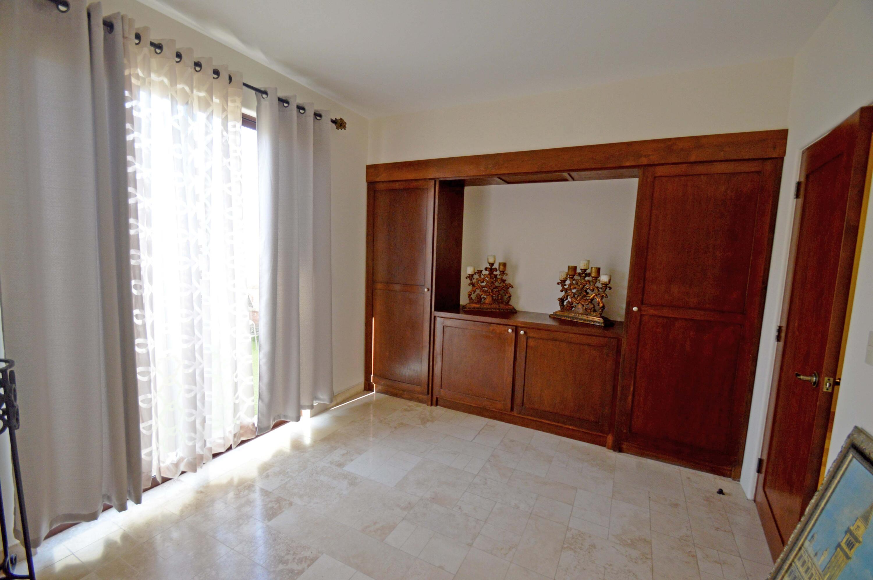 . Paseo de la Purisima, Las Misiones 27