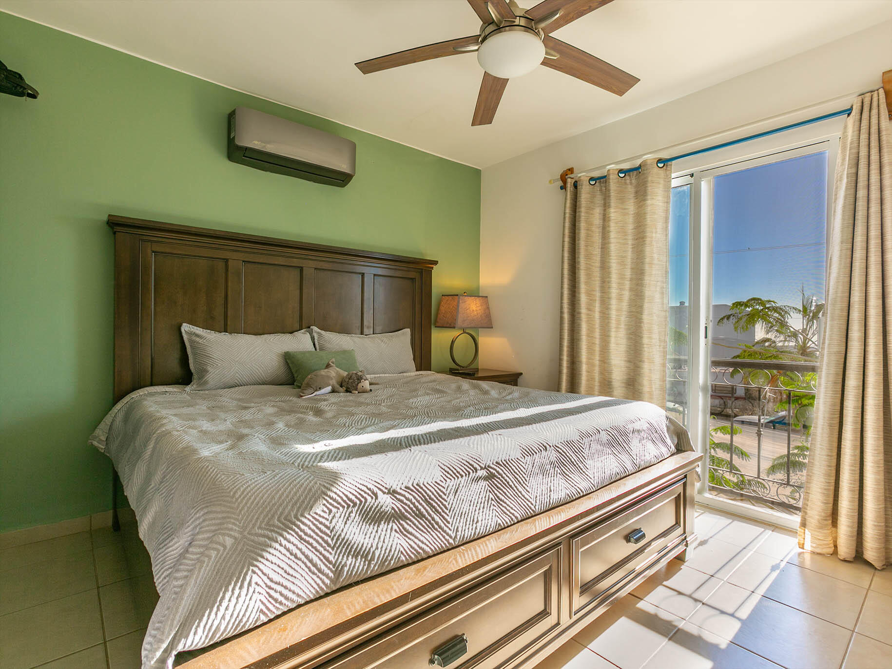 Casa 13, Paraiso Iguana