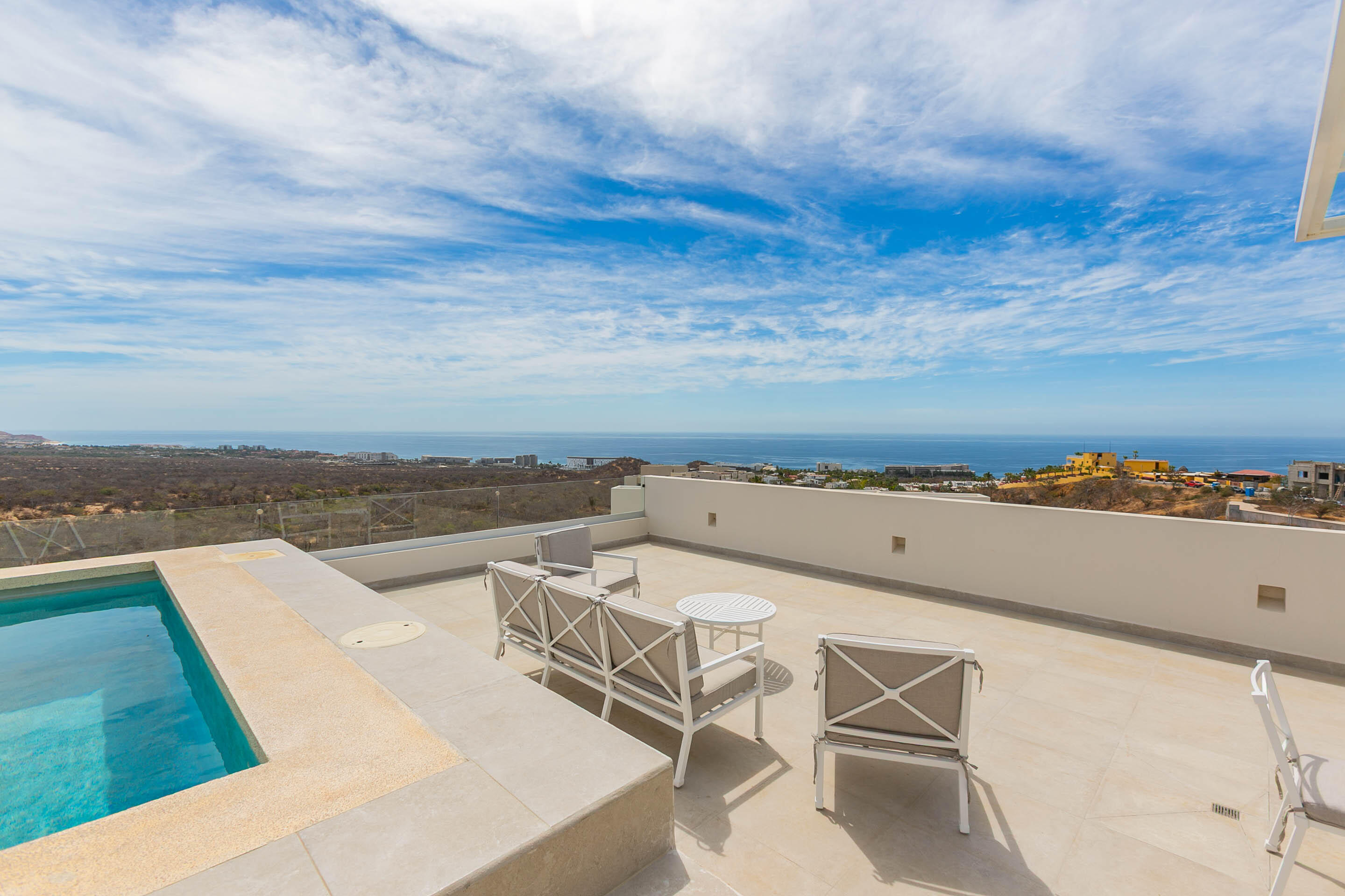 Turn-key Penthouse, Vistamar