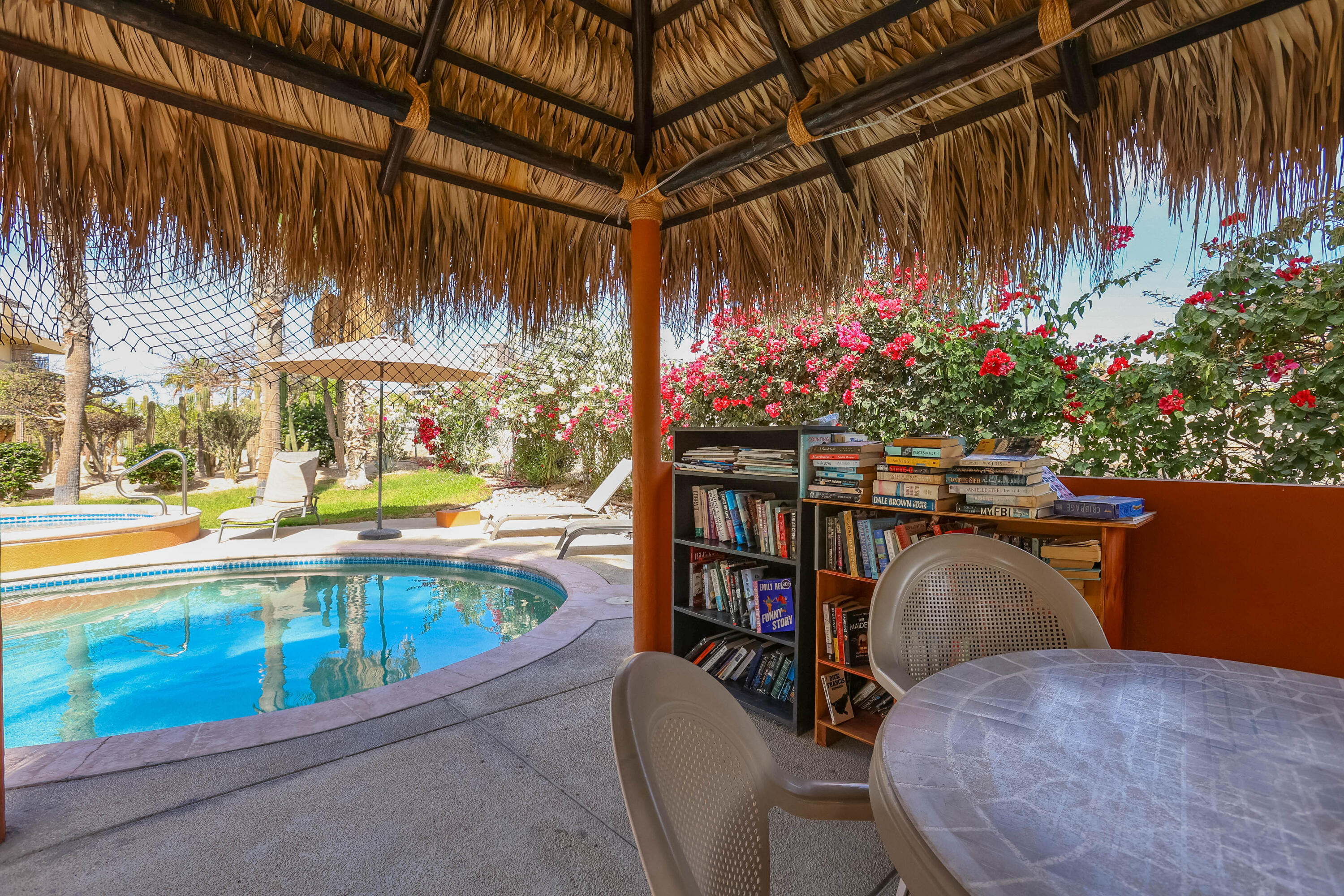 Seller Financing- 1 Garage, Club La Costa PH