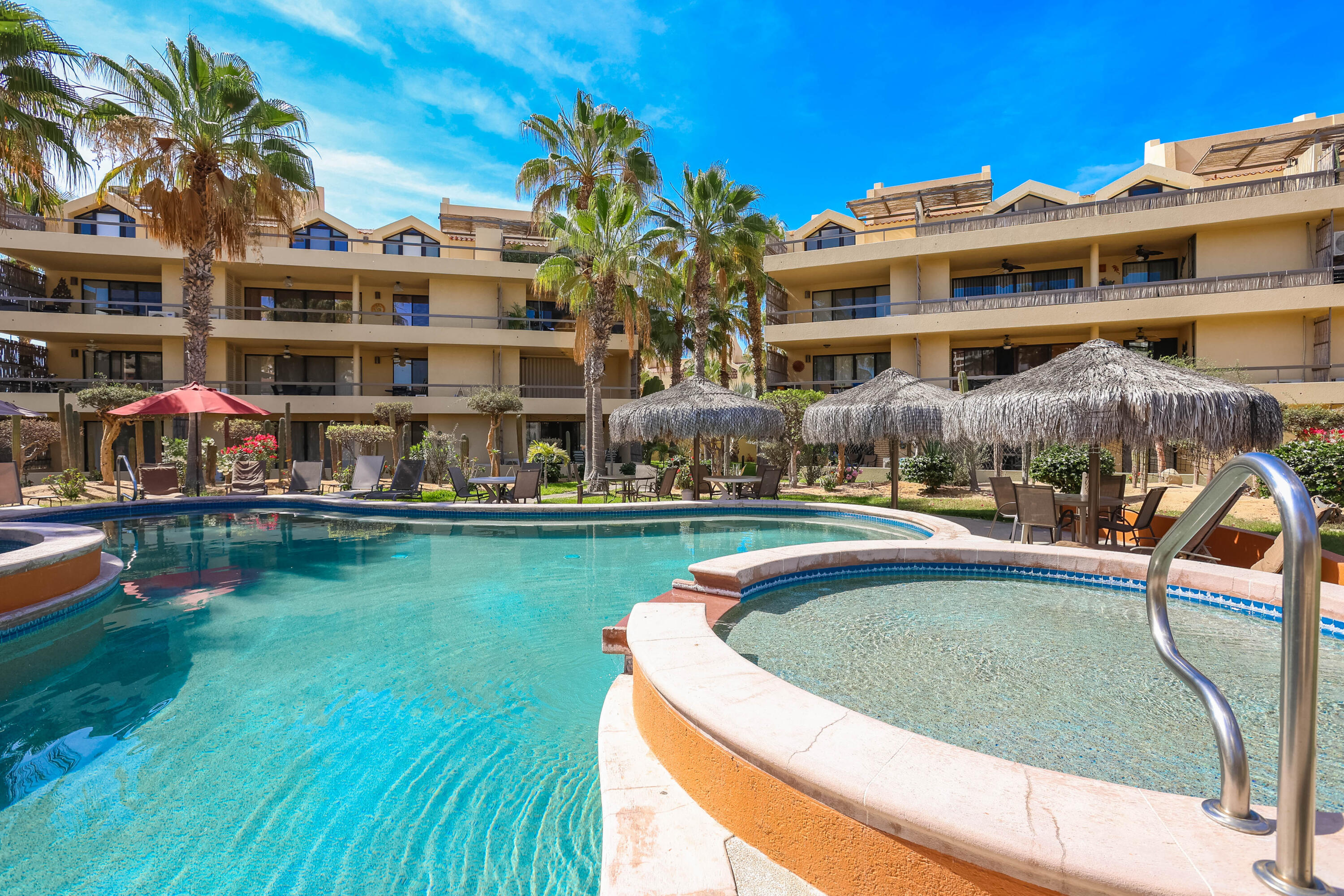 Seller Financing- 1 Garage, Club La Costa PH