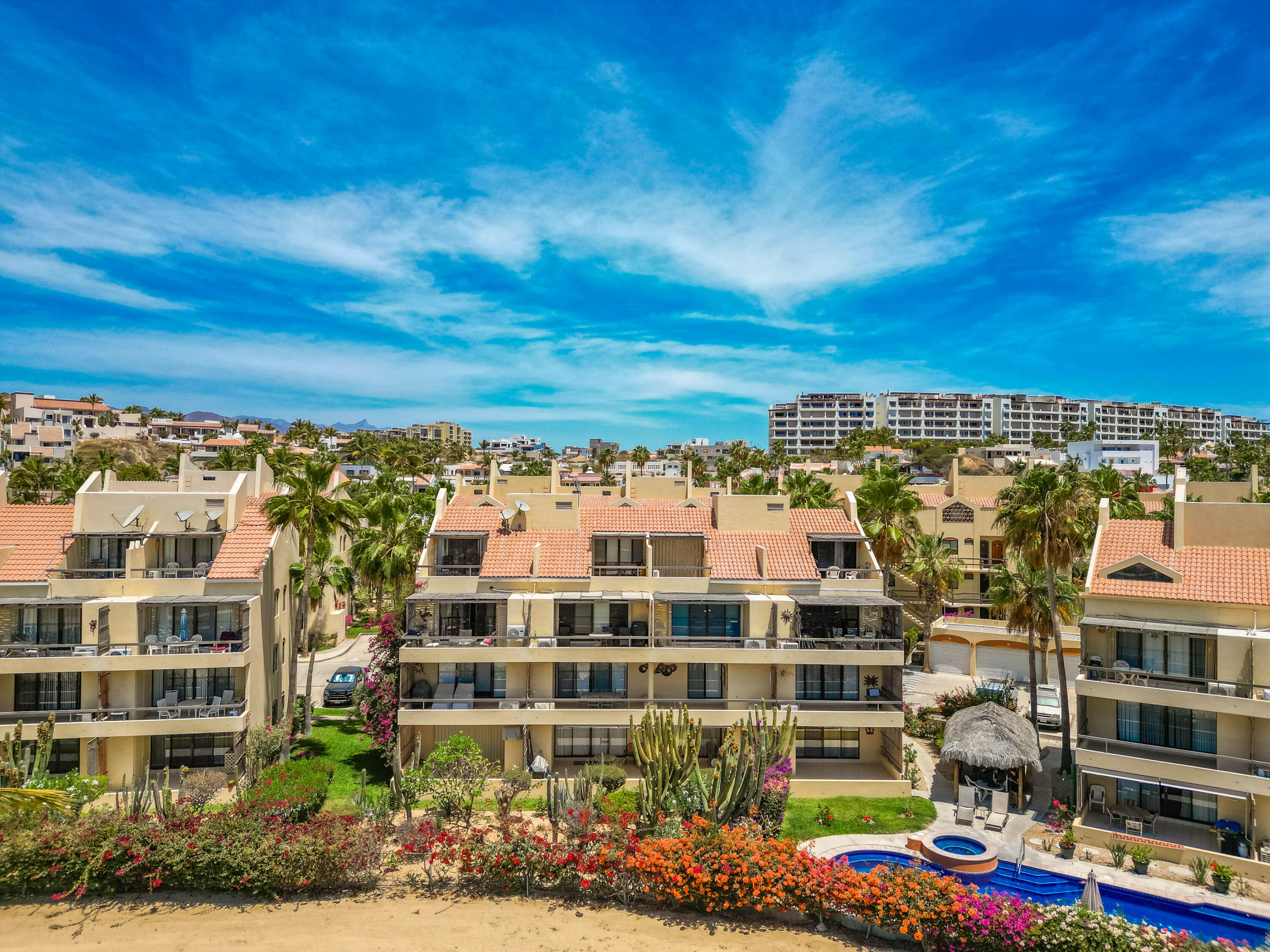 Seller Financing- 1 Garage, Club La Costa PH