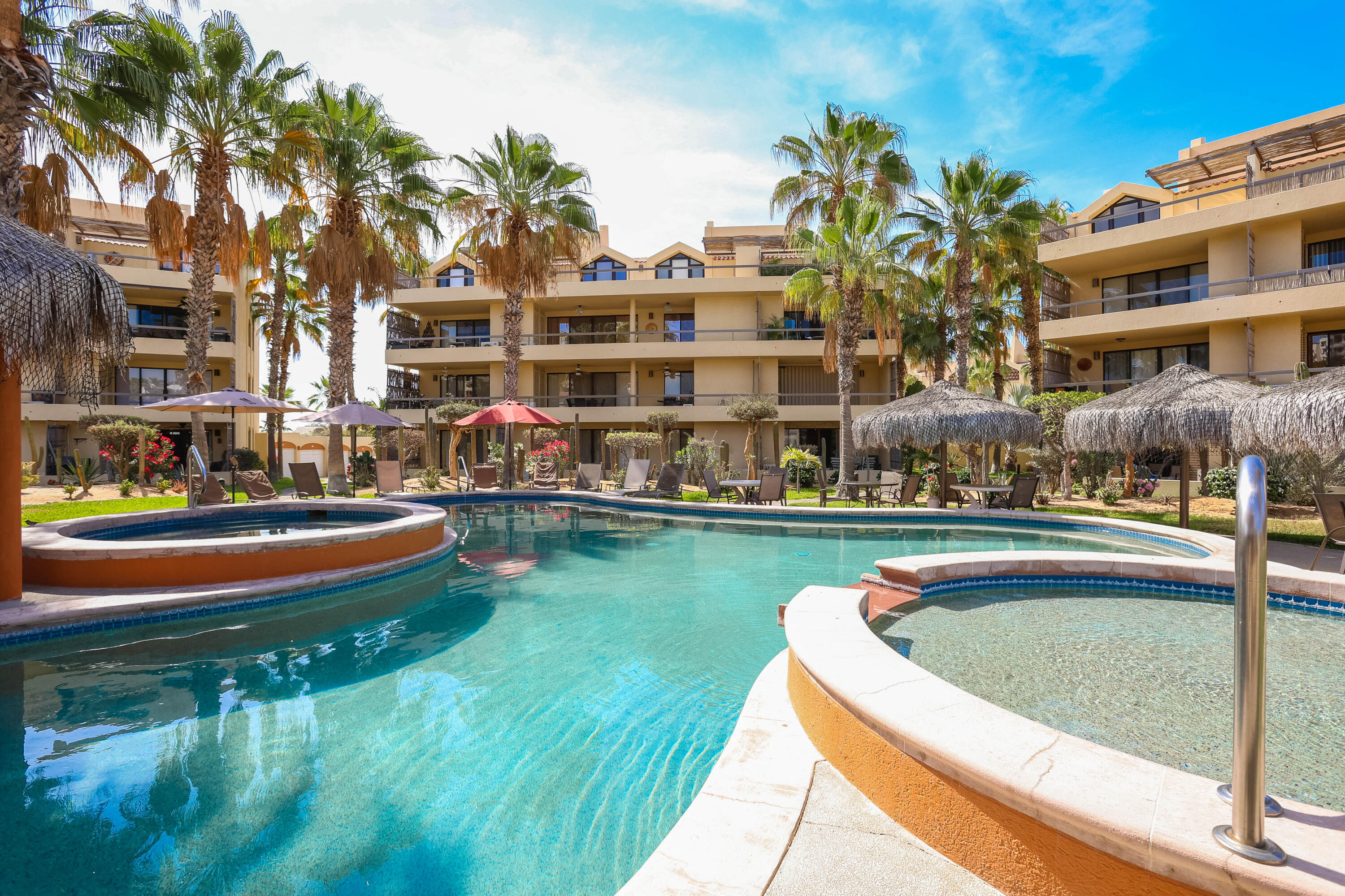 Seller Financing- 1 Garage, Club La Costa PH