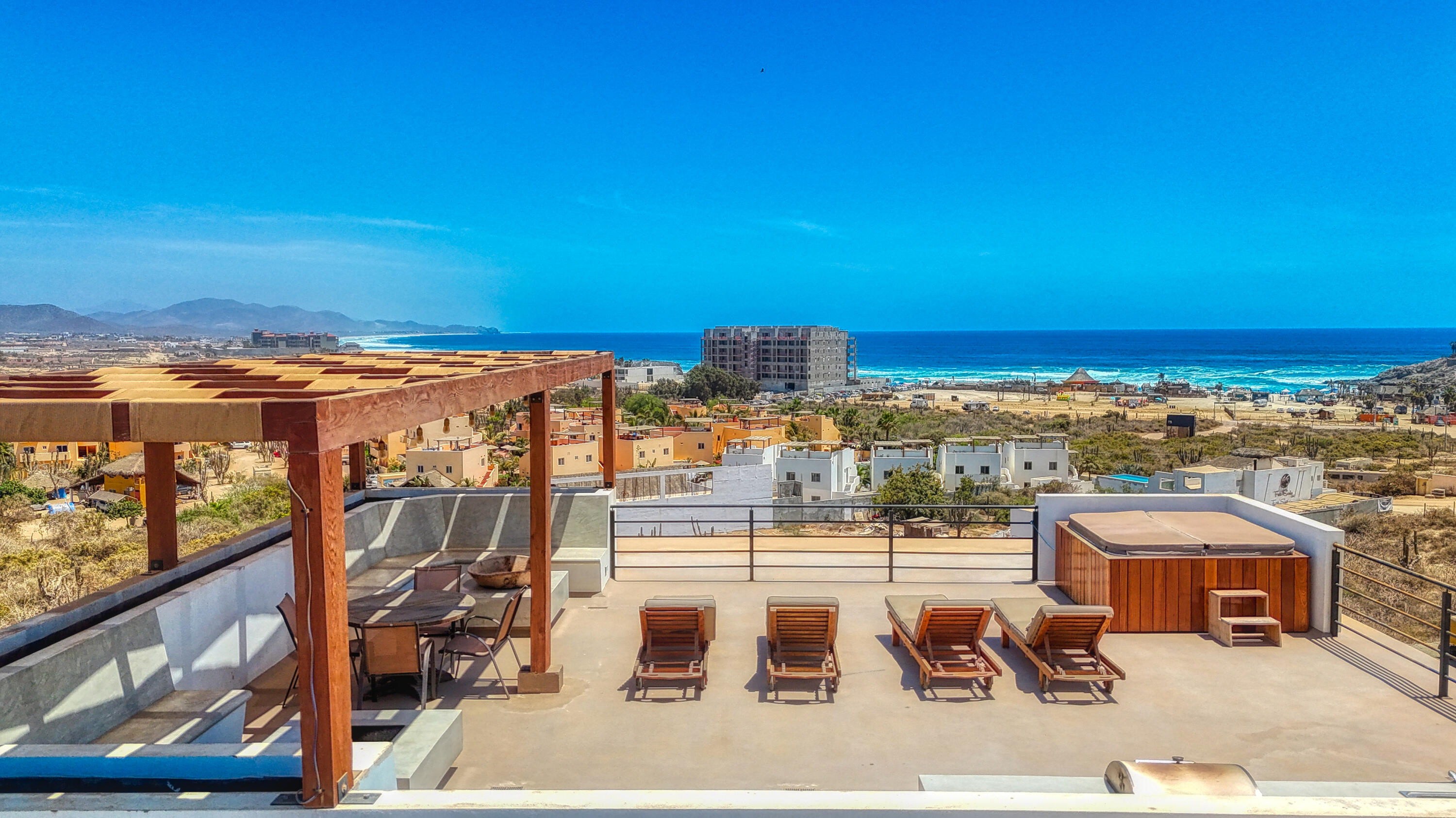 Vista Cerritos Penthouse