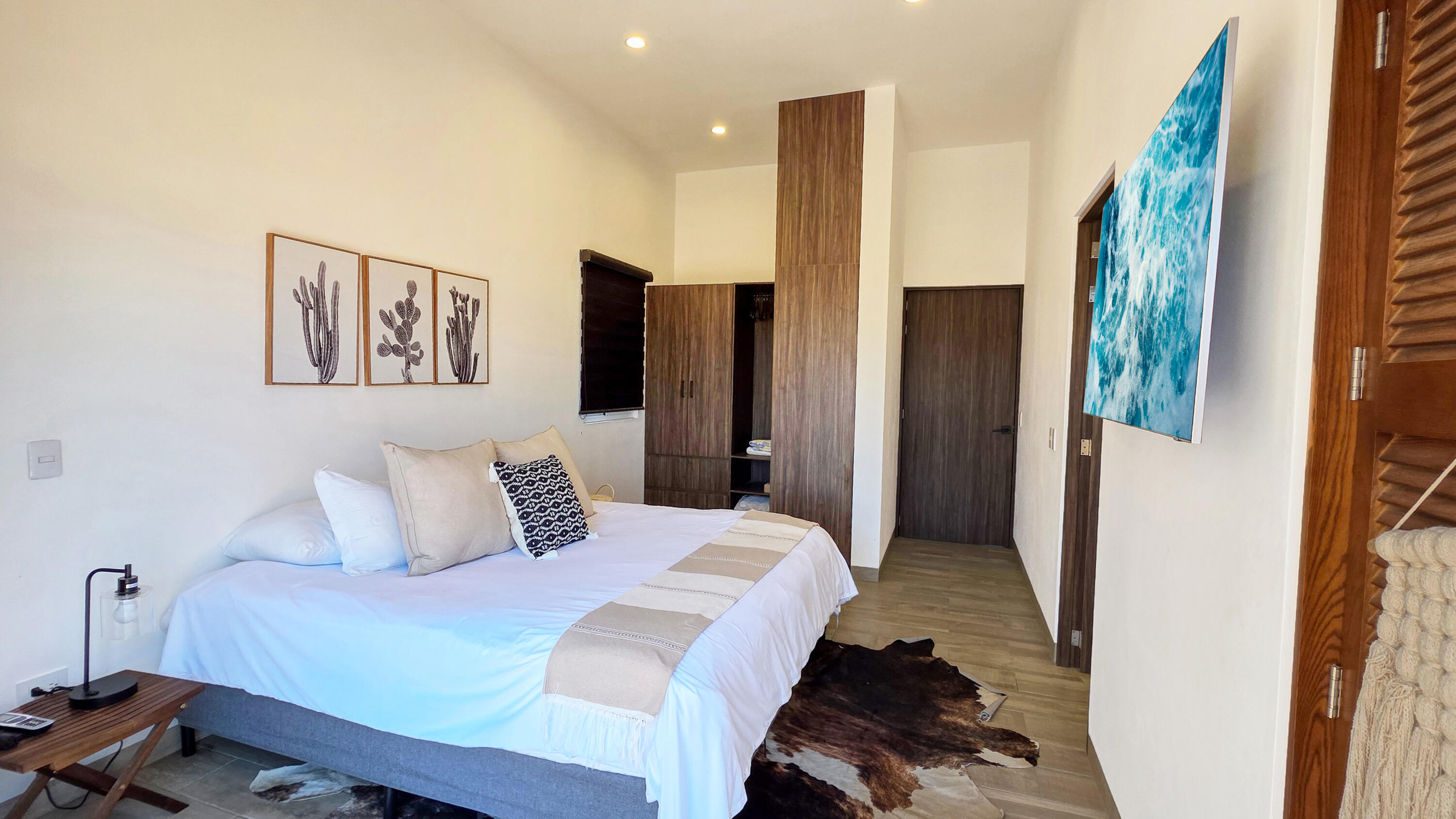 Vista Cerritos Penthouse