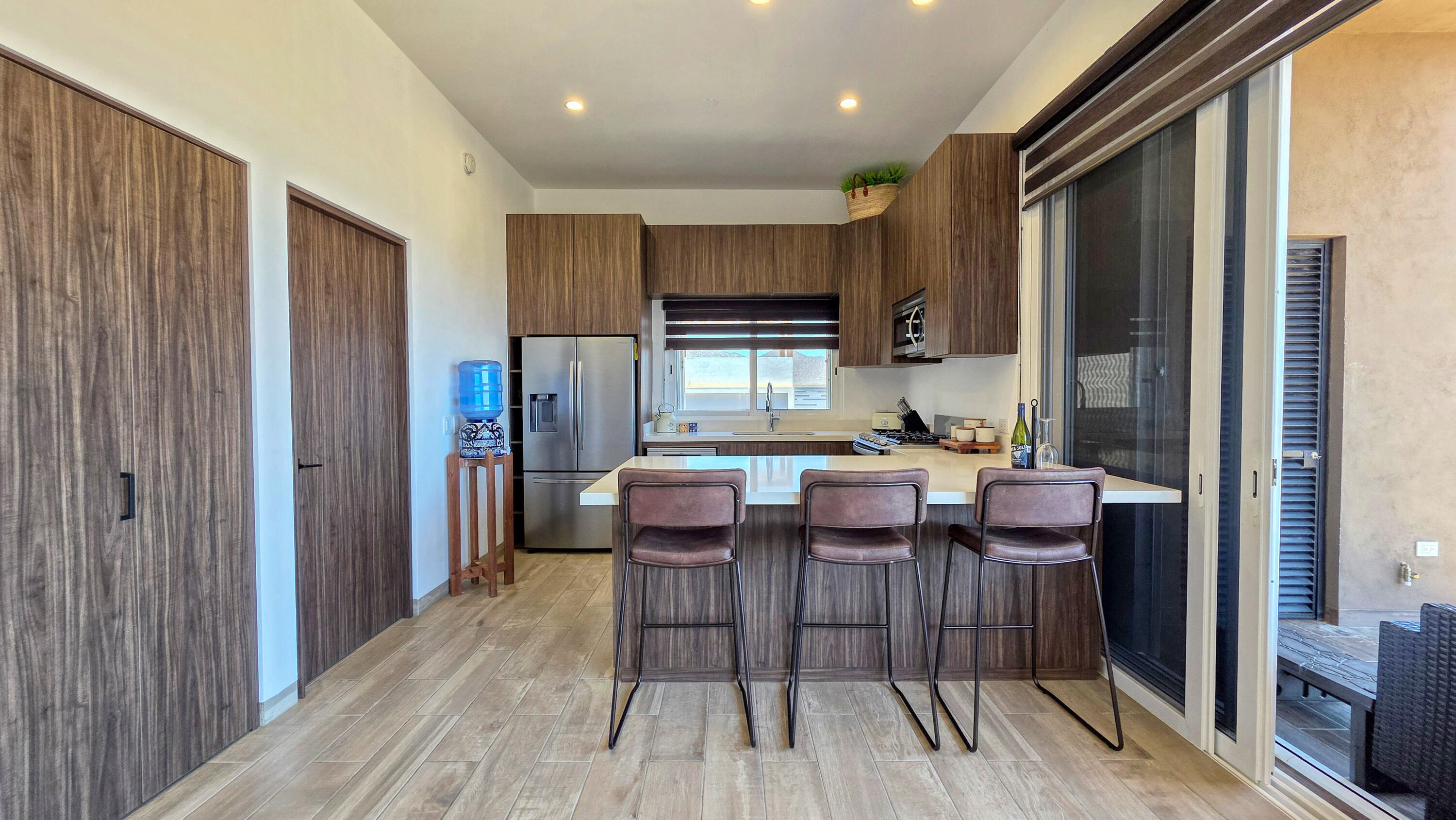 Vista Cerritos Penthouse