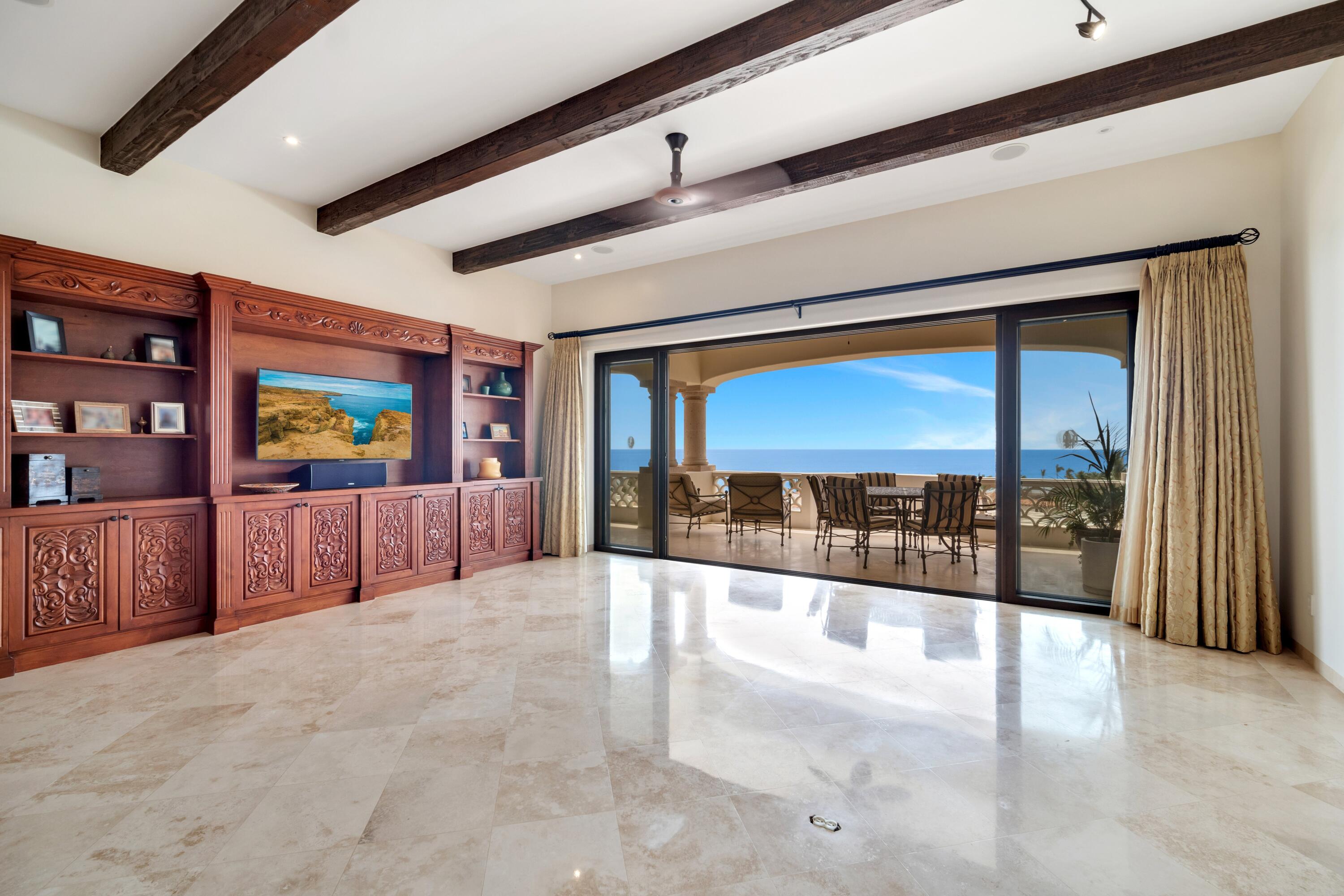 Encanto de La Laguna, Las Olas