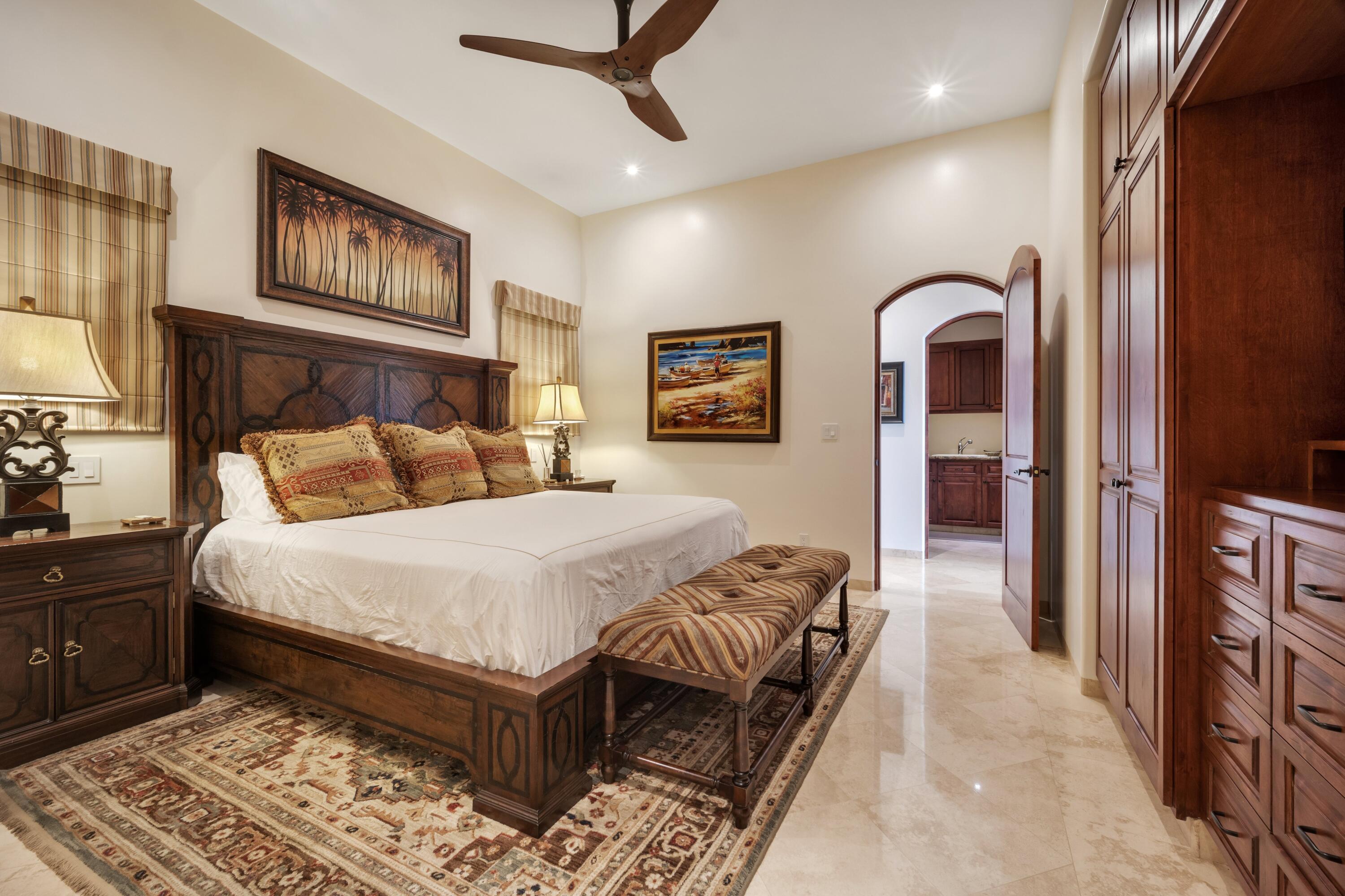 Encanto de La Laguna, Las Olas