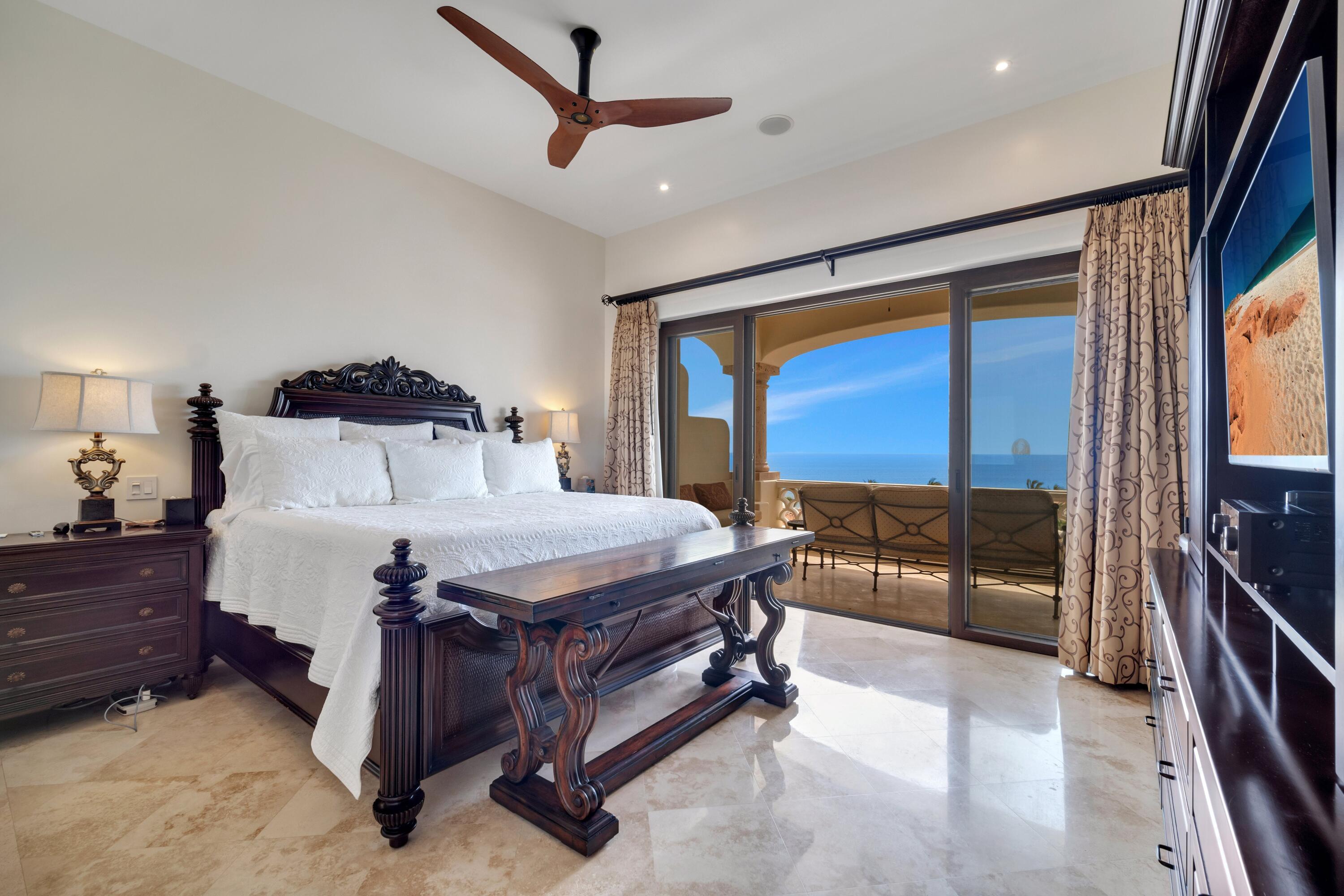 Encanto de La Laguna, Las Olas