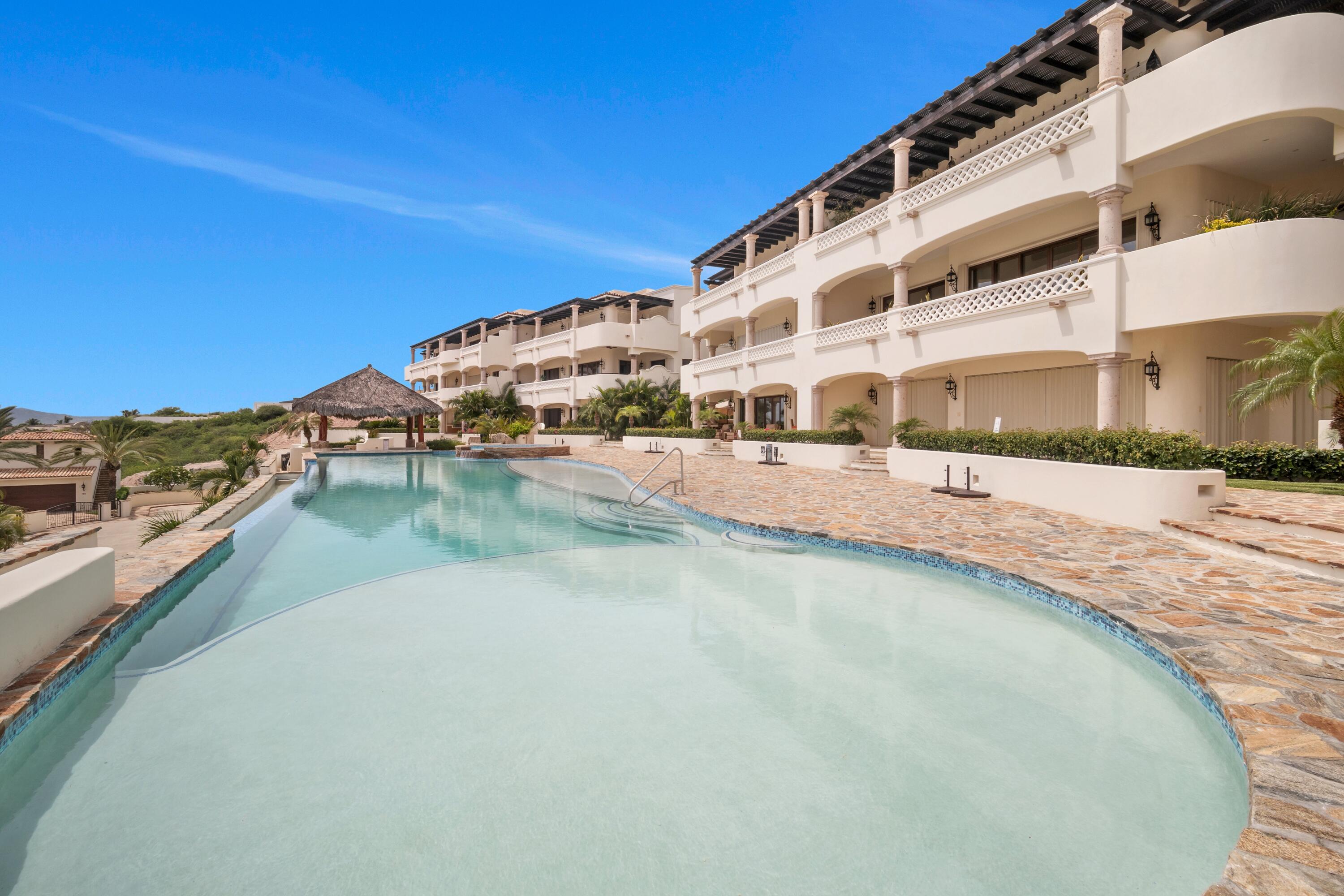 Encanto de La Laguna, Las Olas