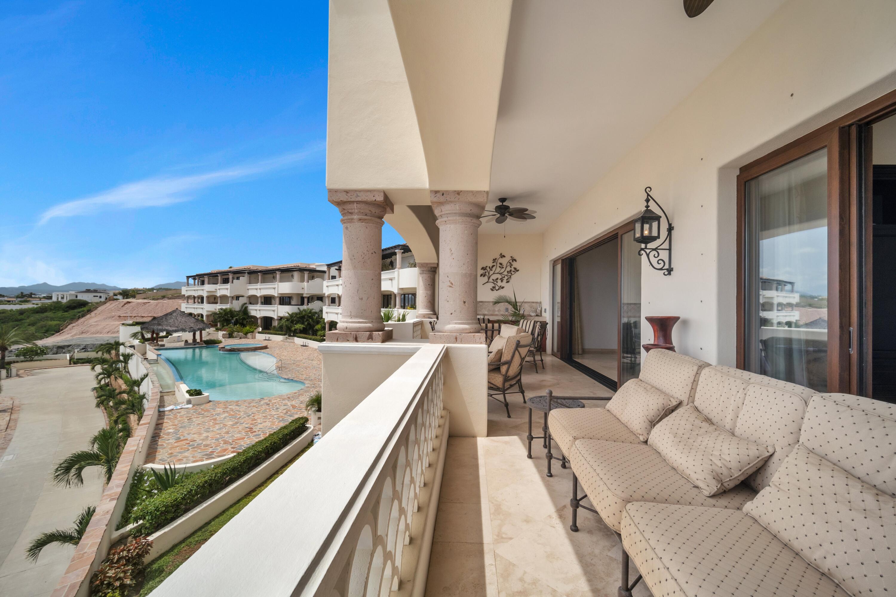 Encanto de La Laguna, Las Olas