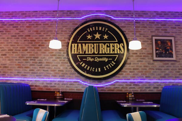 4 bedroom Turnkey Luxury Residence Condo, Alvar Front Row Ocean View PH