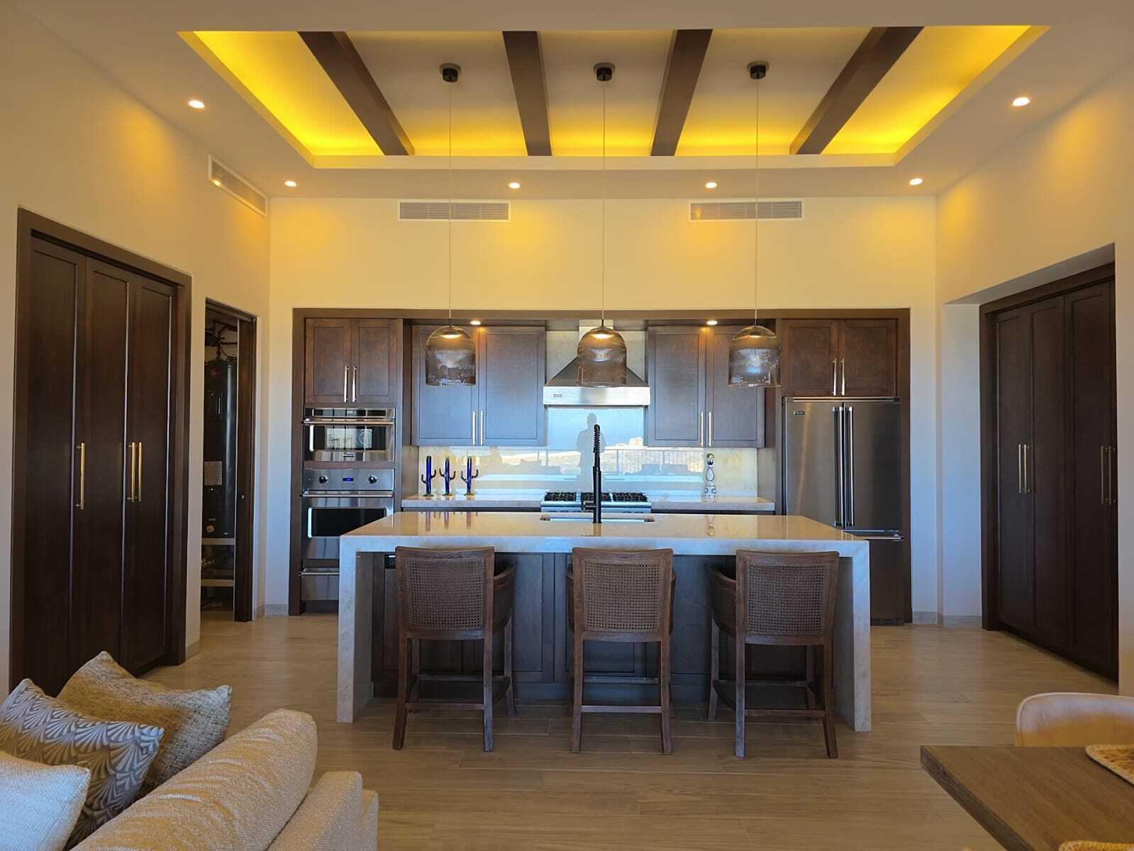 4 bedroom Turnkey Luxury Residence Condo, Alvar Front Row Ocean View PH