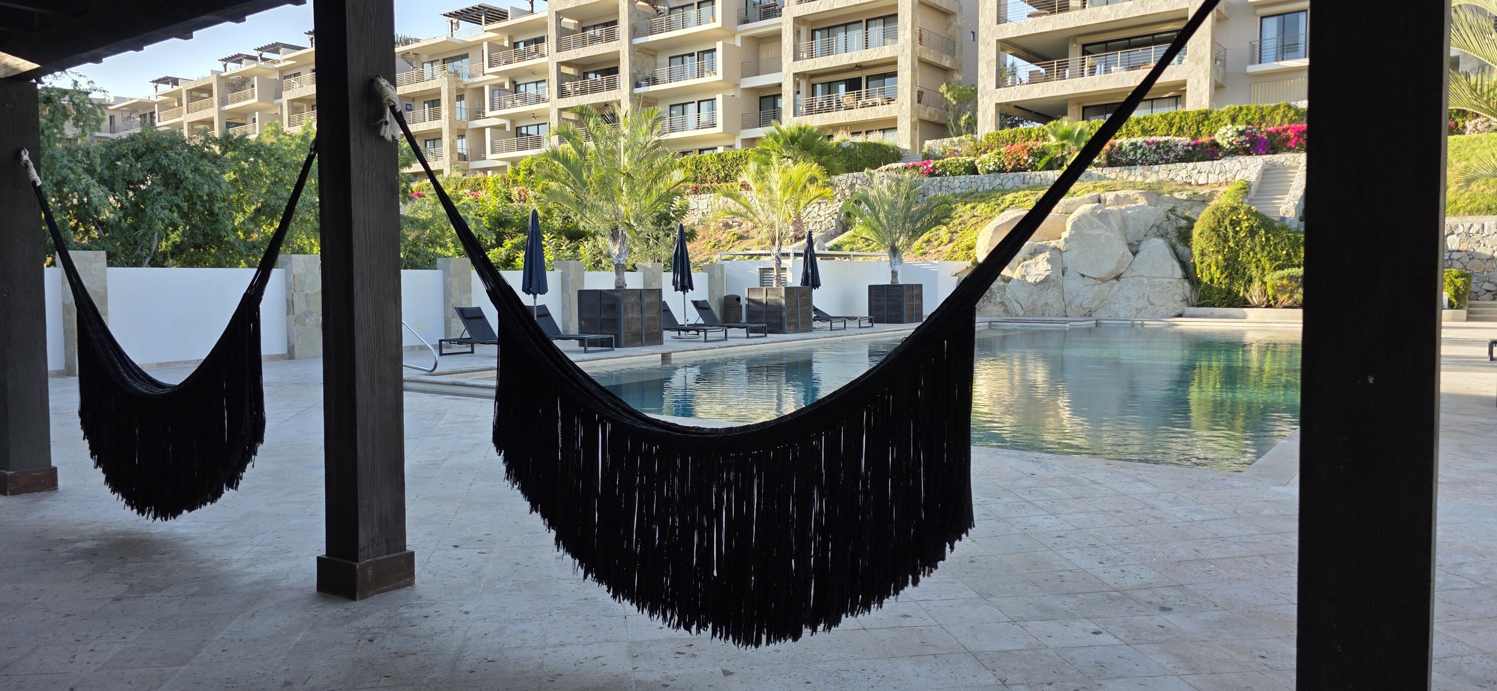 Moreli, Pentgarden Tramonti Condo