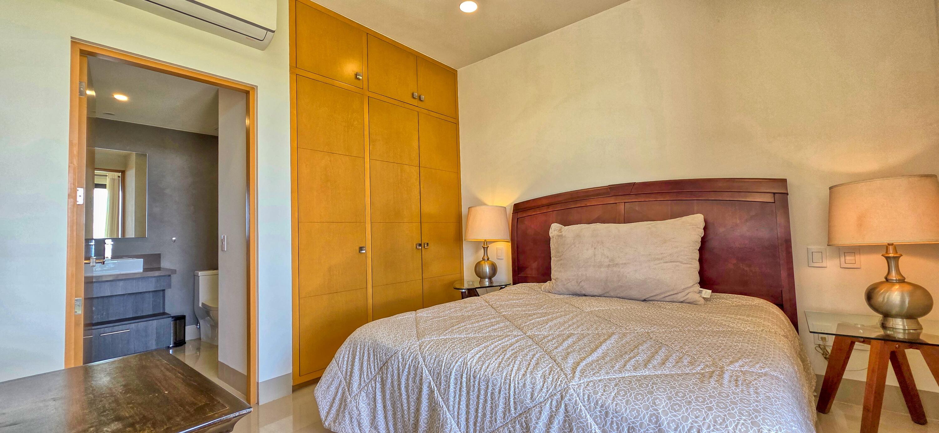 Moreli, Pentgarden Tramonti Condo