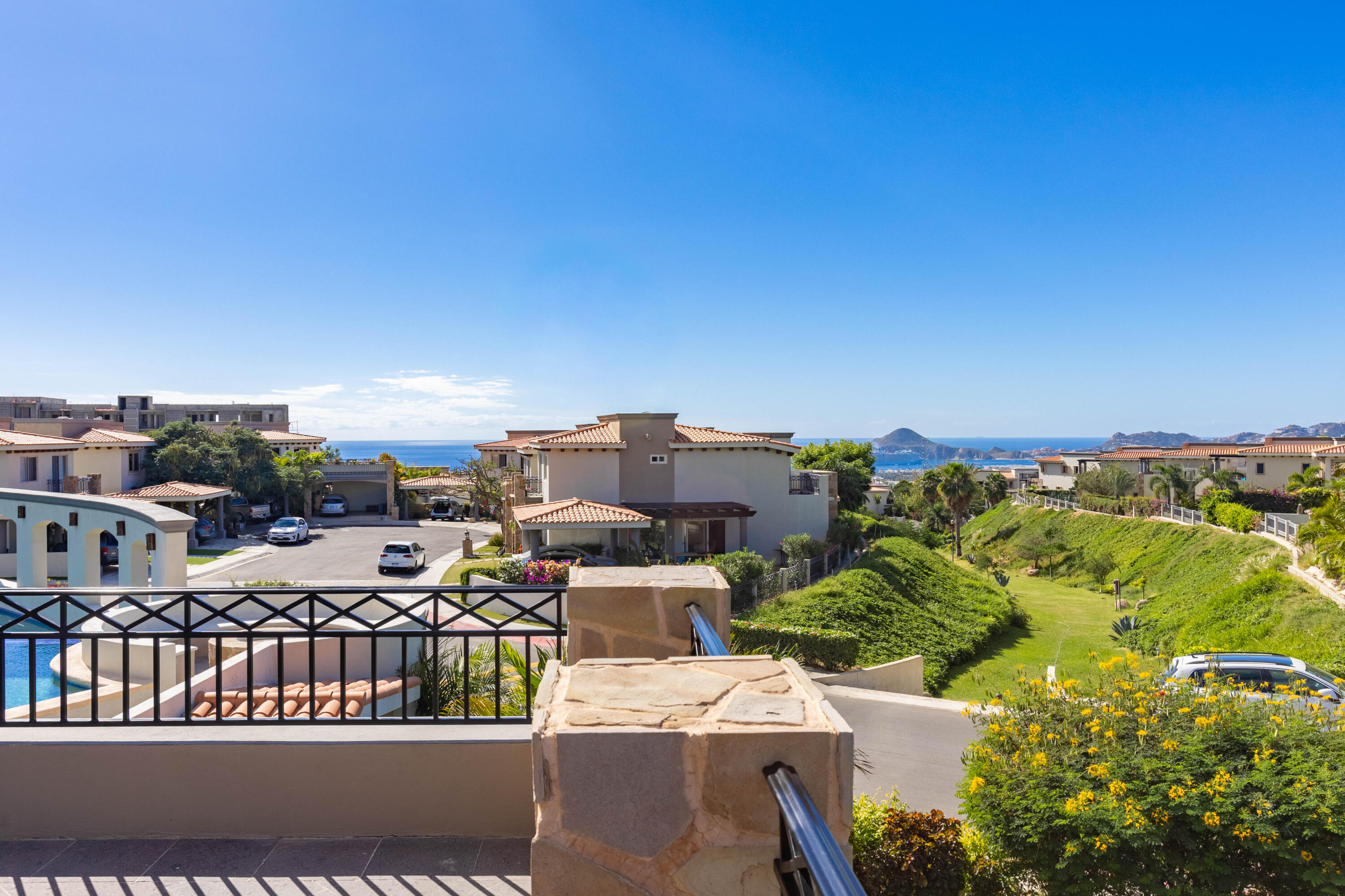 With Rooftop Ocean & City View, Single Level Corner Home