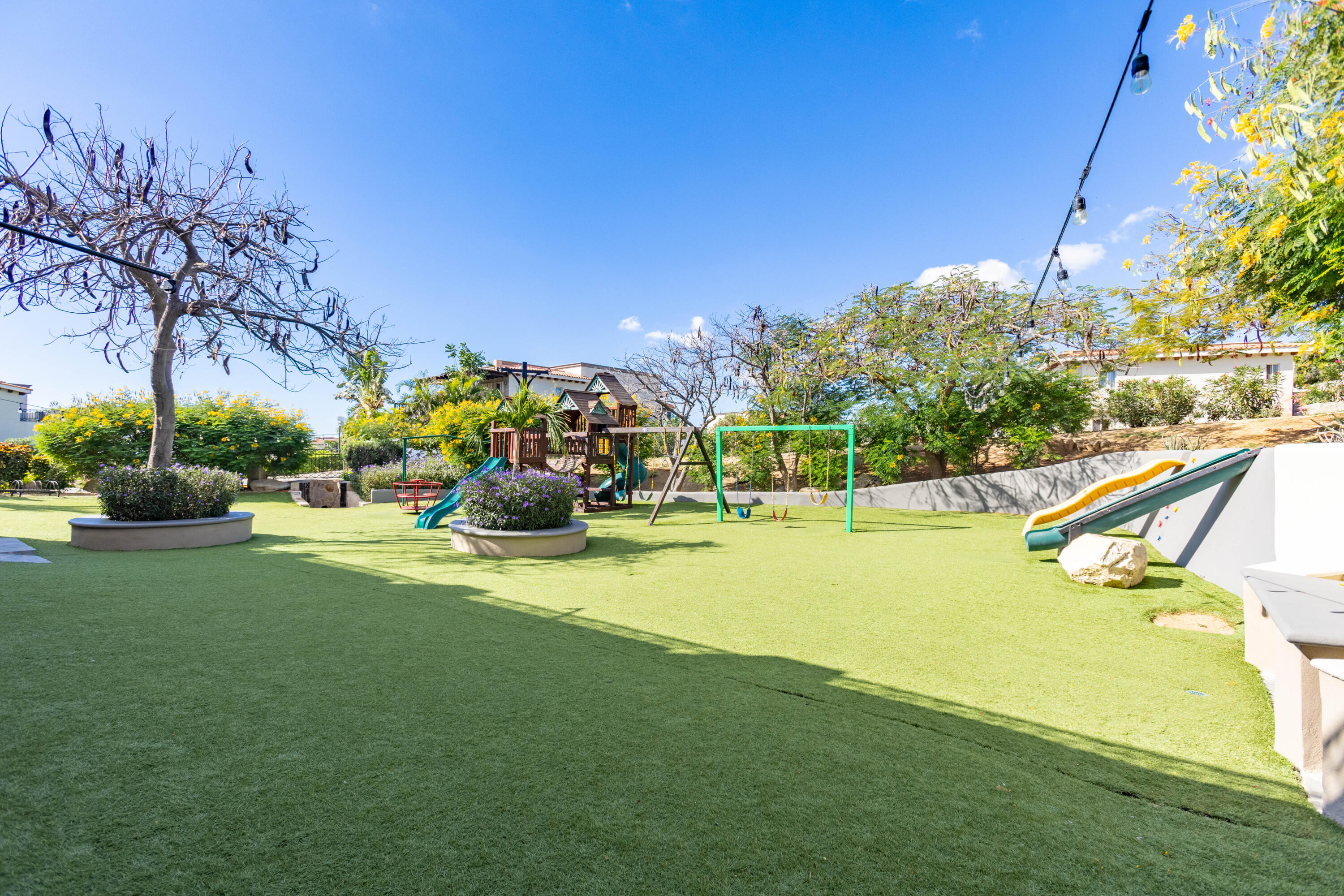 With Rooftop Ocean & City View, Single Level Corner Home