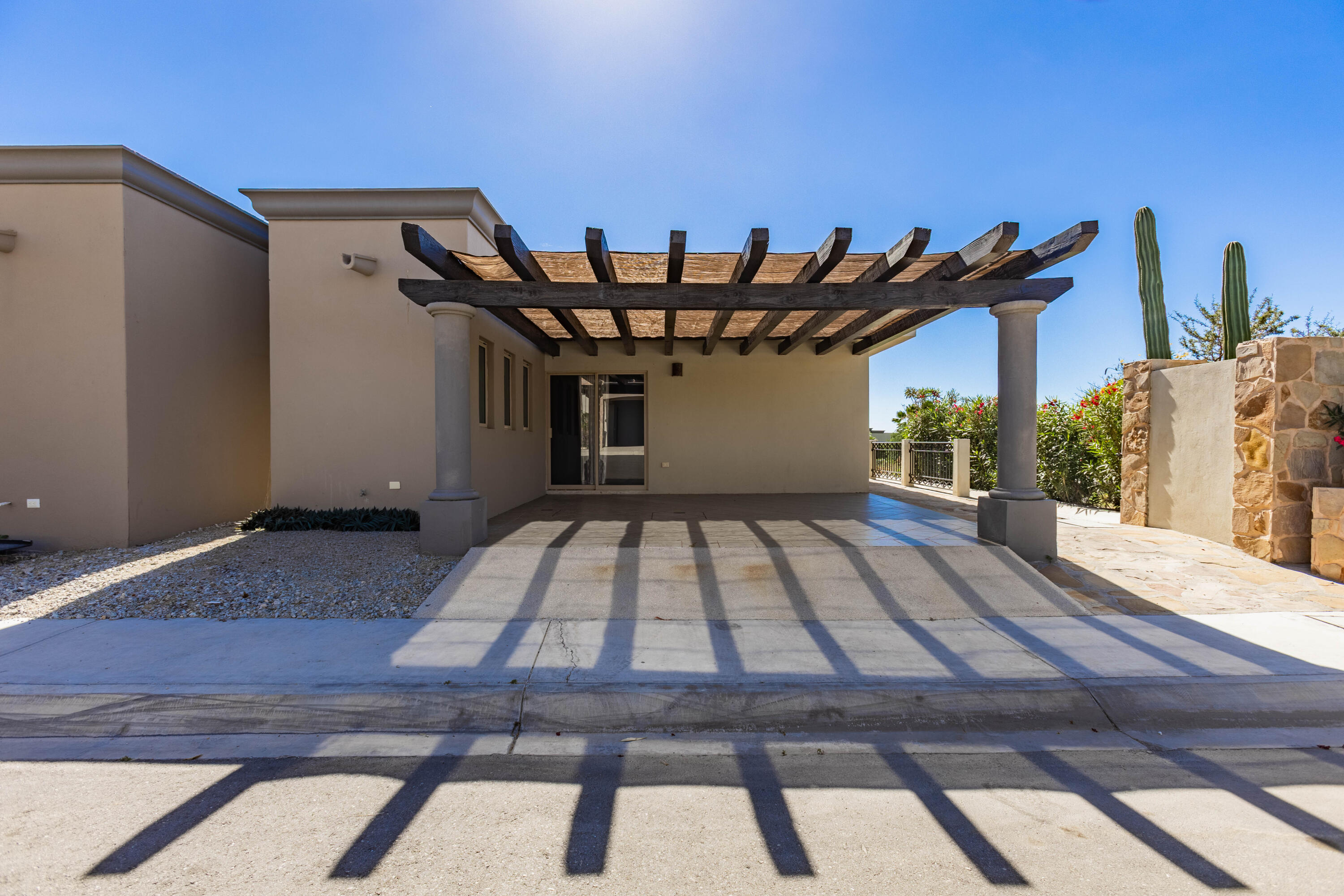 With Rooftop Ocean & City View, Single Level Corner Home