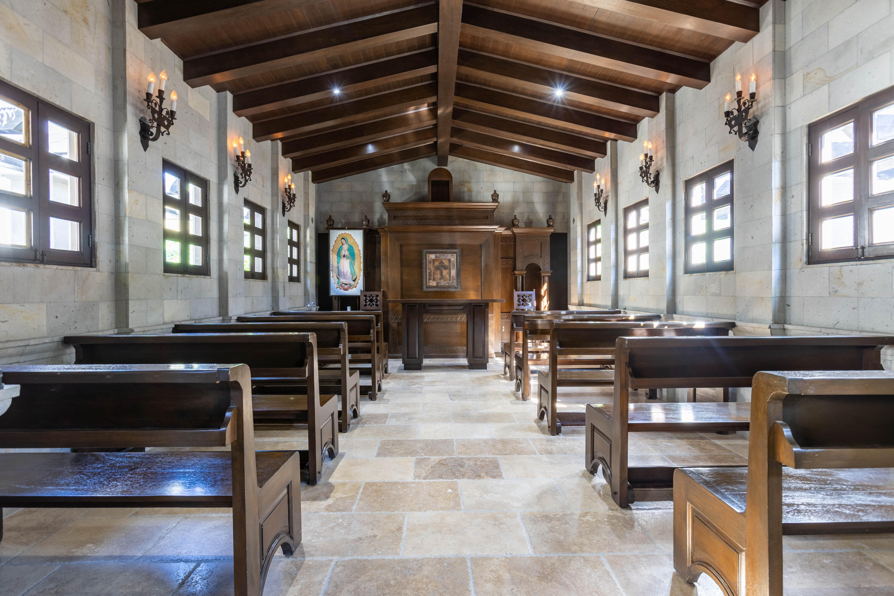 With Rooftop Ocean & City View, Single Level Corner Home