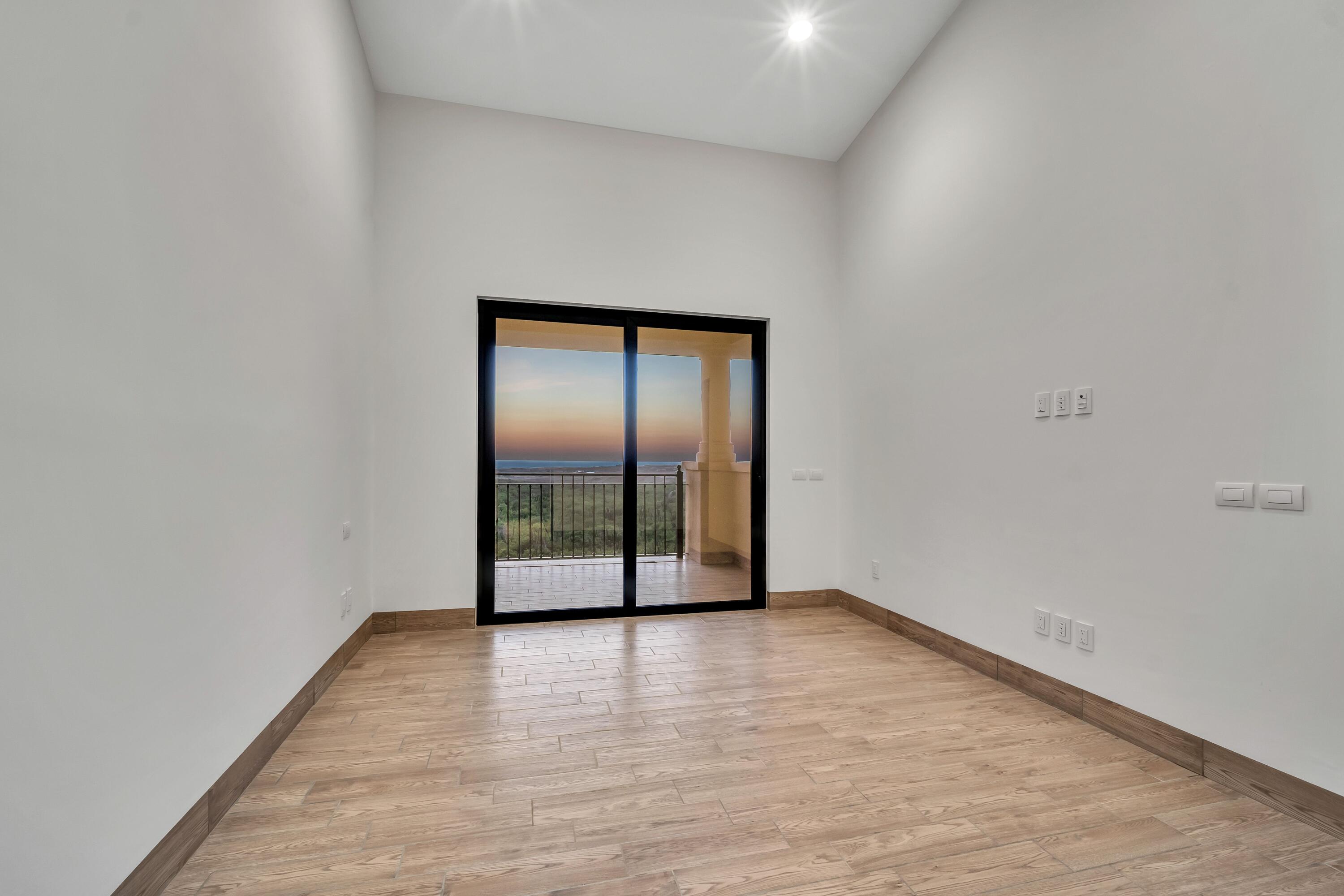 2 bed, 2 ba, Mavila Penthouse unit