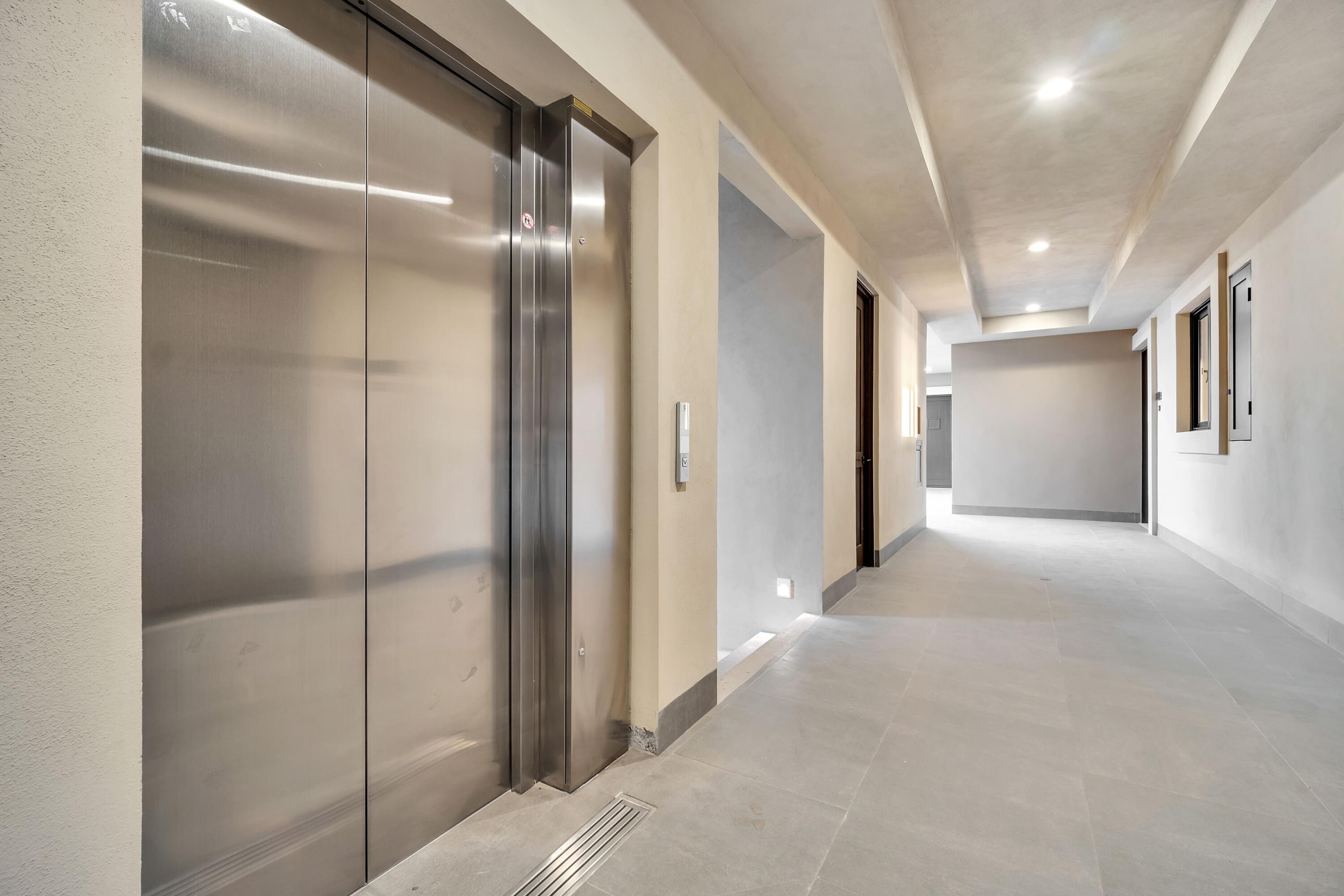 2 bed, 2 ba, Mavila Penthouse unit