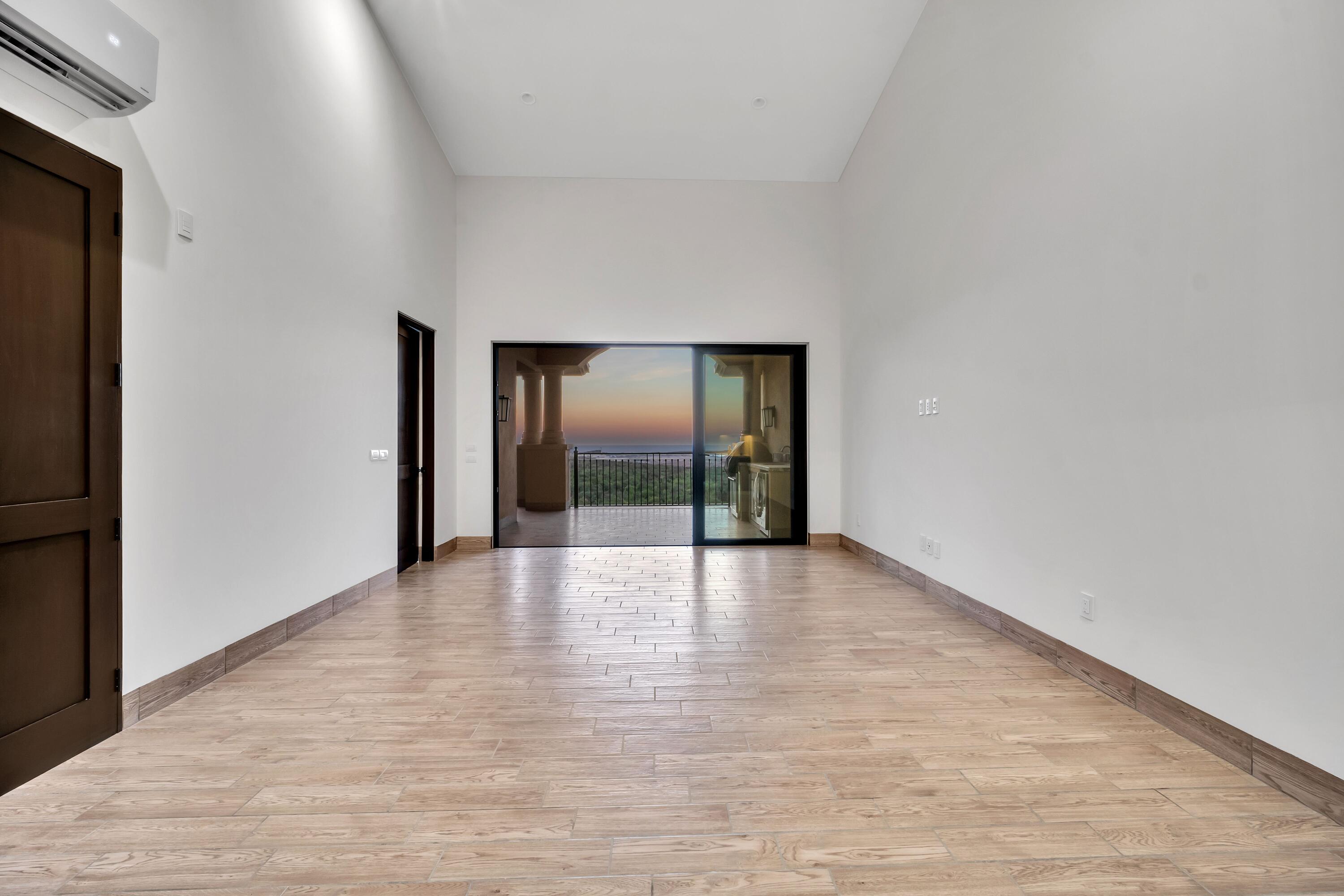 2 bed, 2 ba, Mavila Penthouse unit