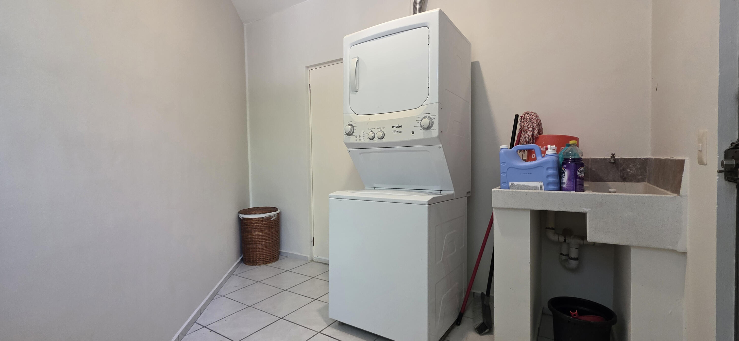 E2 Calle Sirenas, Casa Gudo's Amazing Sunset